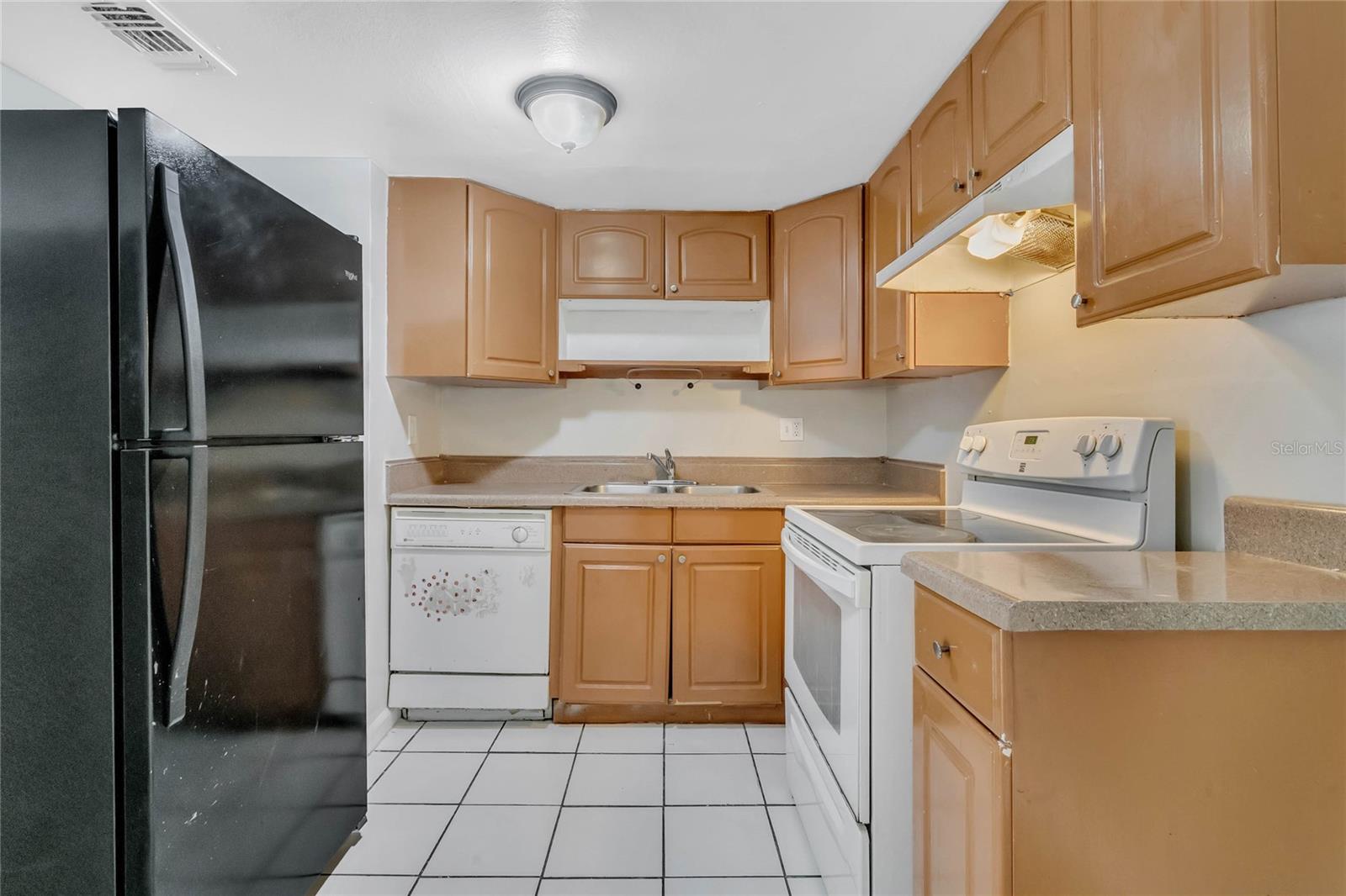 936 LAKE DESTINY RD #A, ALTAMONTE SPRINGS, FL, 32714