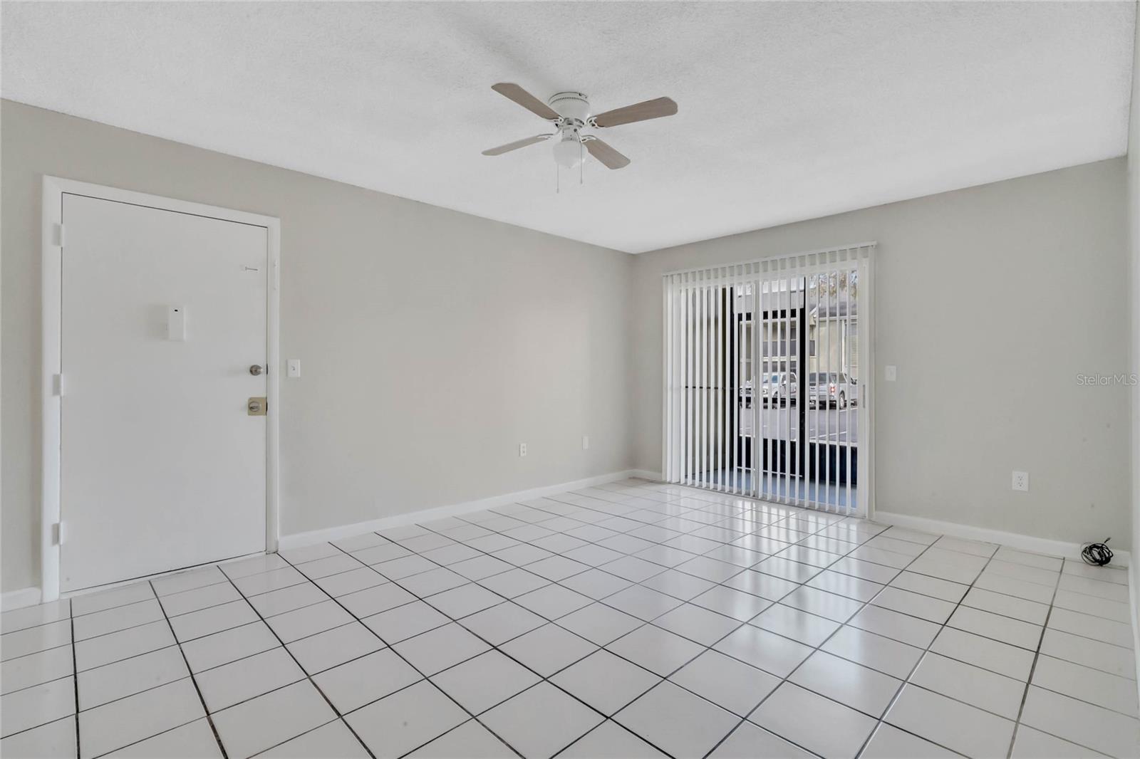 936 LAKE DESTINY RD #A, ALTAMONTE SPRINGS, FL, 32714