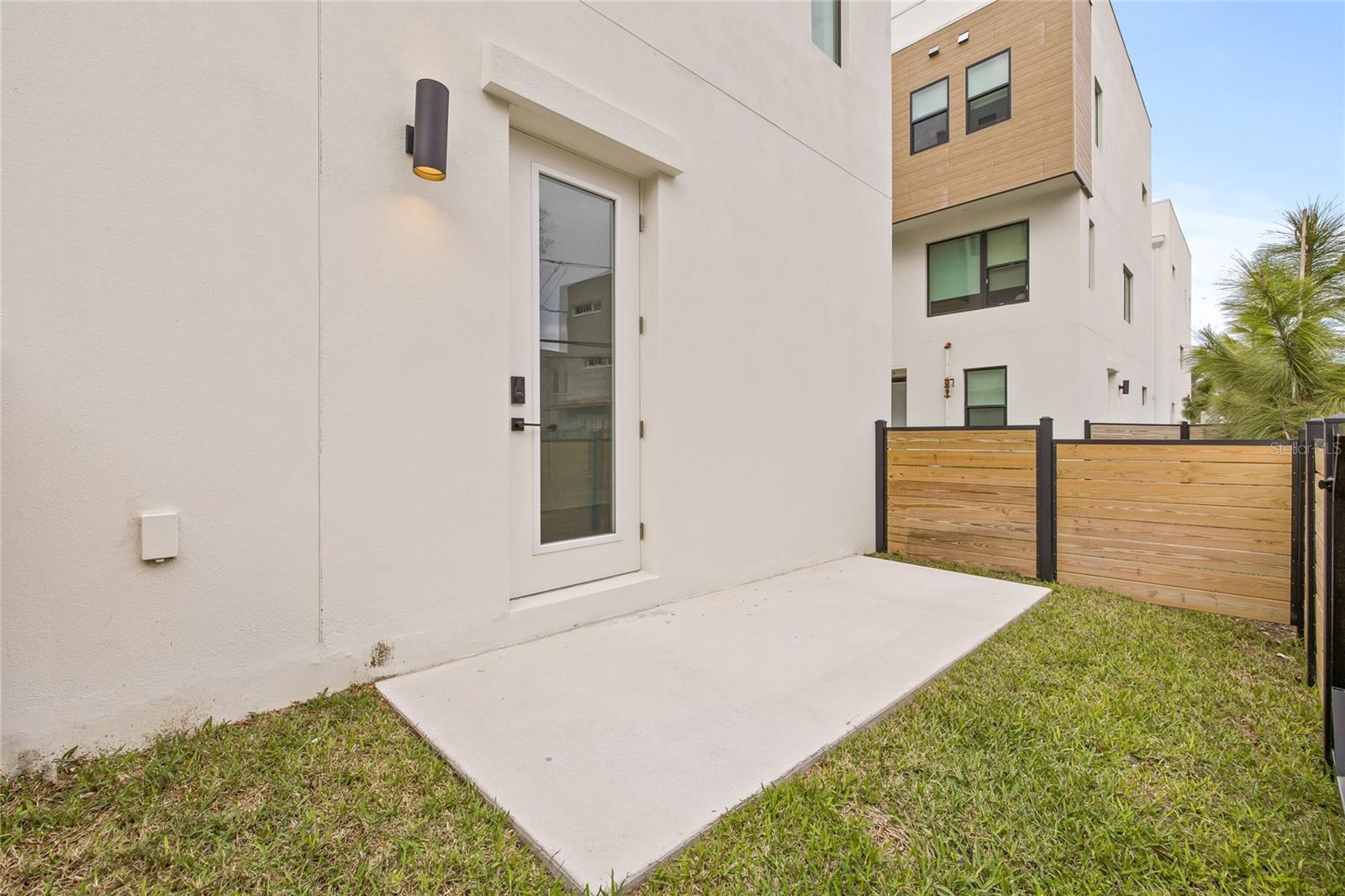 323 15TH ST N, ST PETERSBURG, FL, 33705