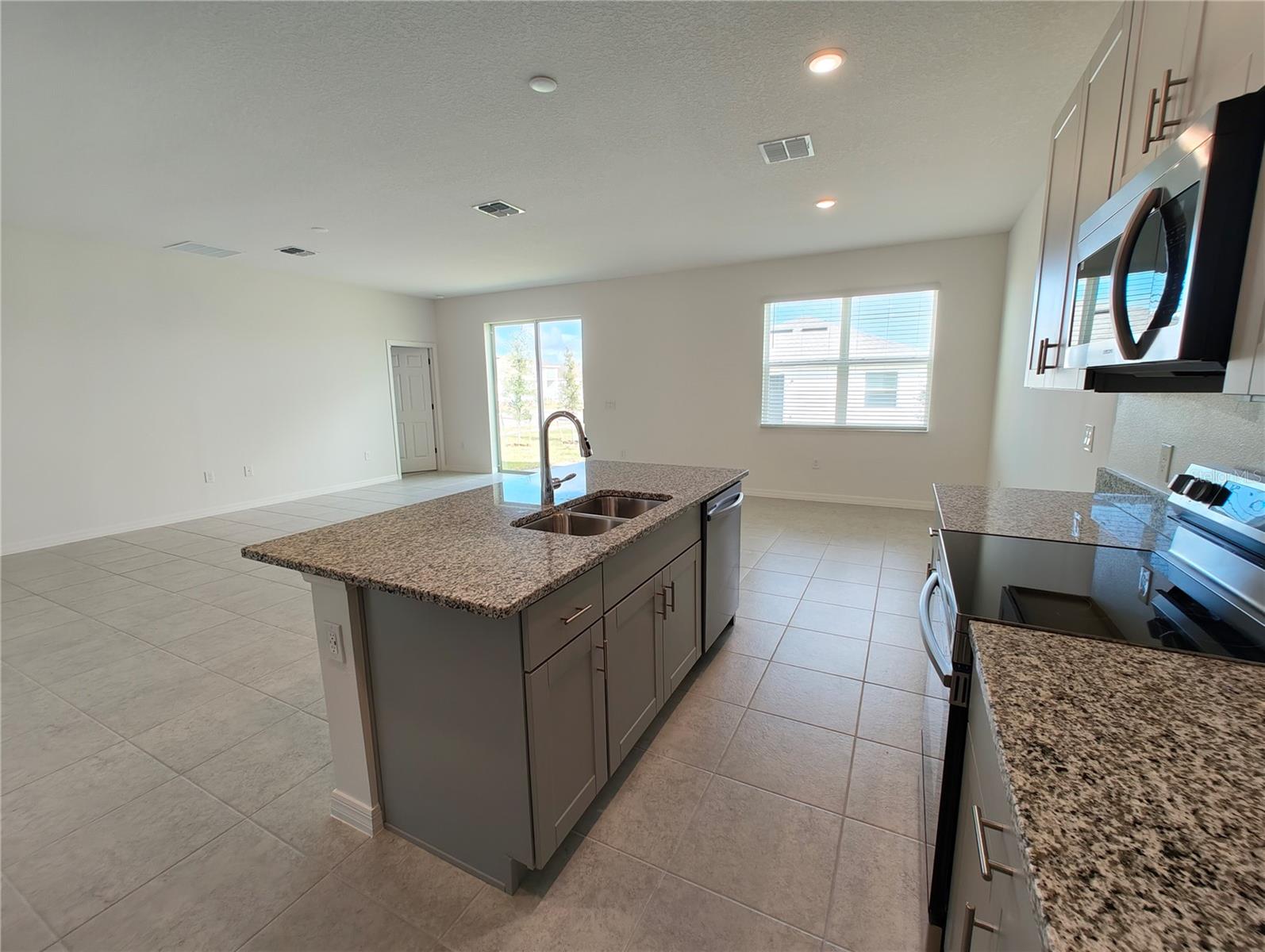 1327 FORAN MANOR RD, HAINES CITY, FL, 33844