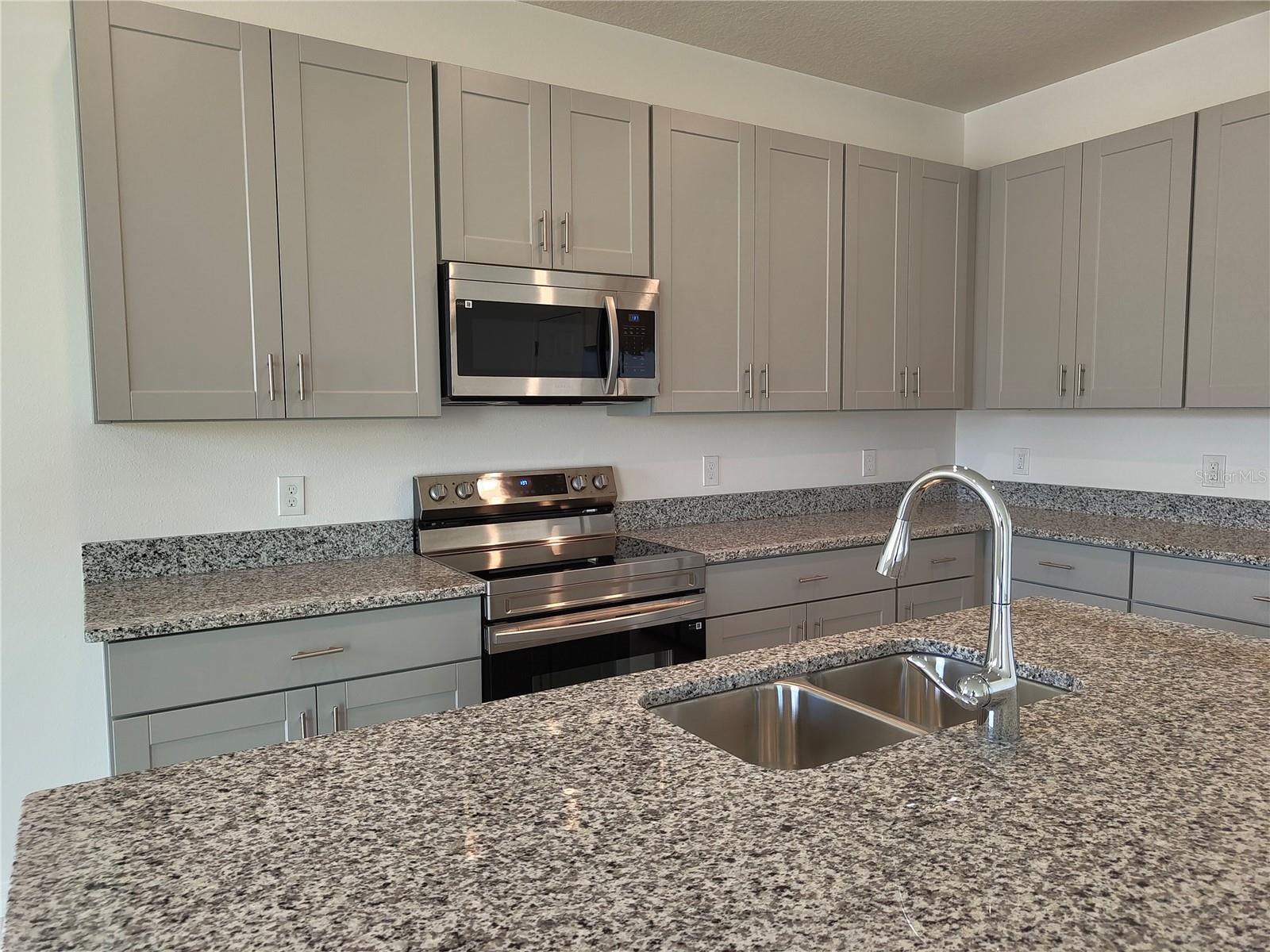 1327 FORAN MANOR RD, HAINES CITY, FL, 33844