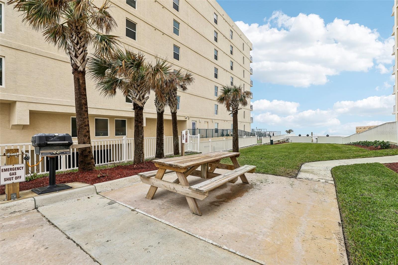 3799 S ATLANTIC AVE #303, DAYTONA BEACH, FL, 32118