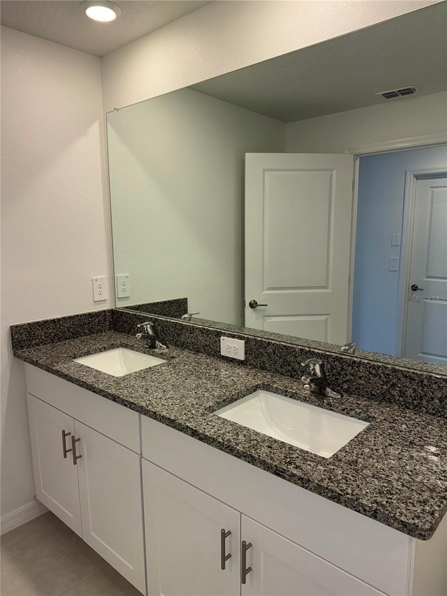 10118 HONEY HAMMOCK WAY, SAN ANTONIO, FL, 33576