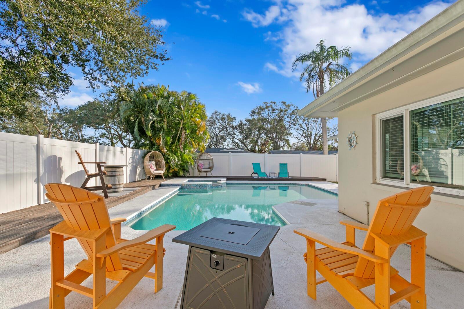 1000 WOODBROOK DR, LARGO, FL, 33770