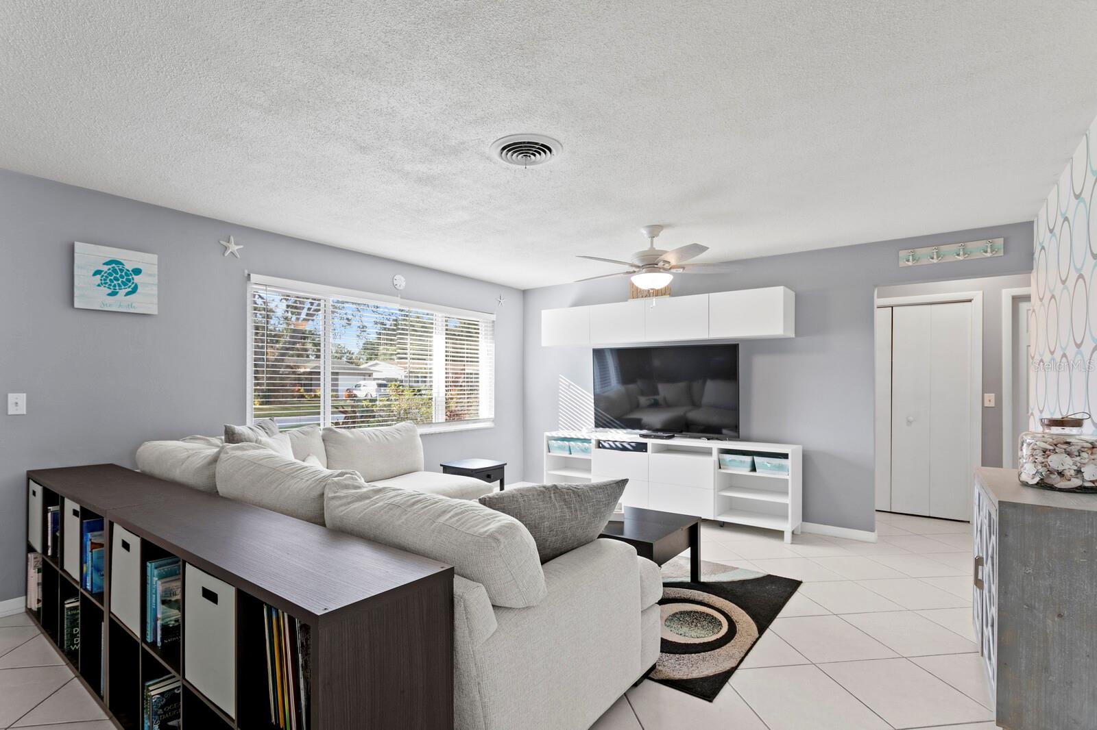 1000 WOODBROOK DR, LARGO, FL, 33770