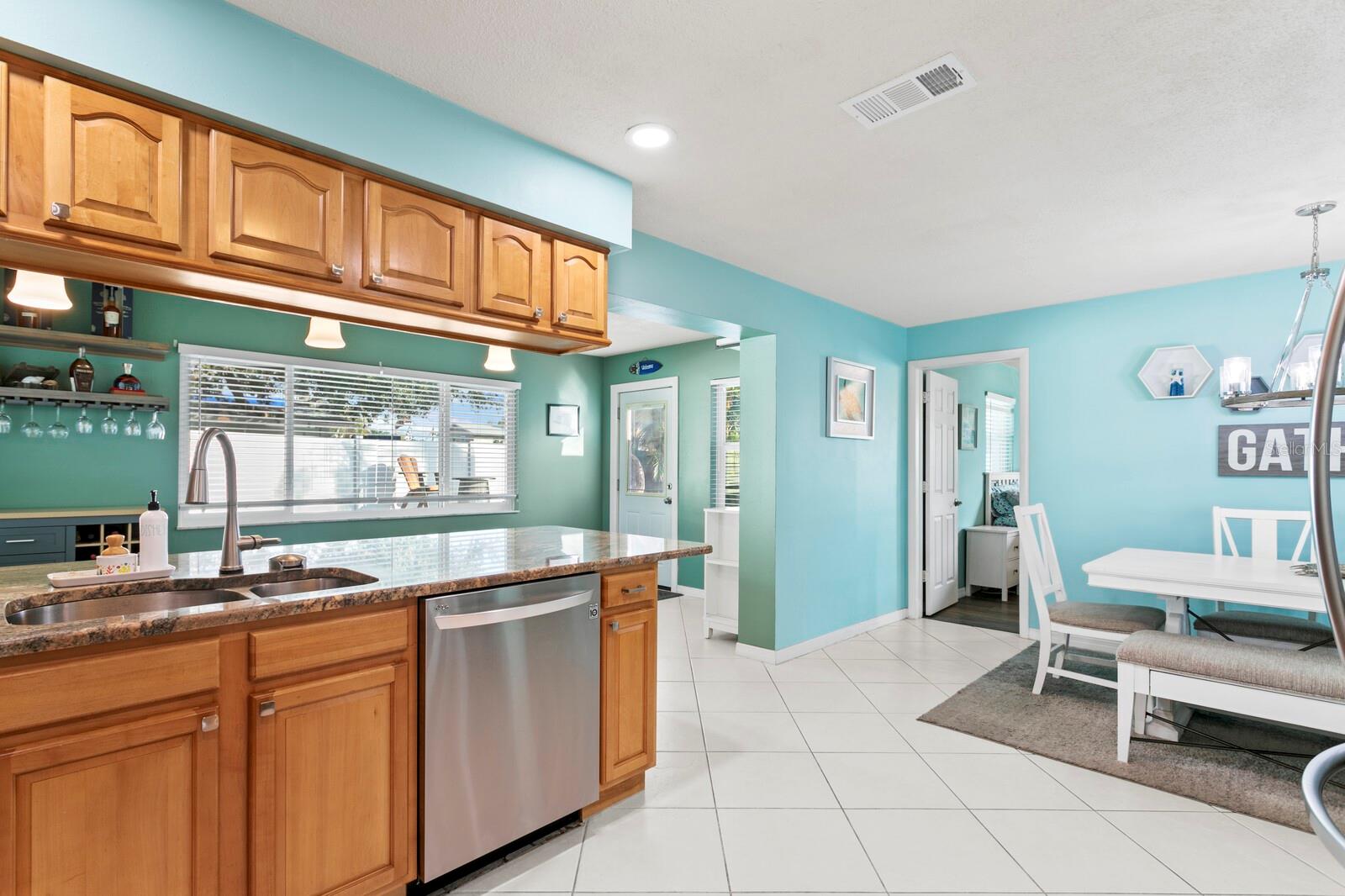 1000 WOODBROOK DR, LARGO, FL, 33770