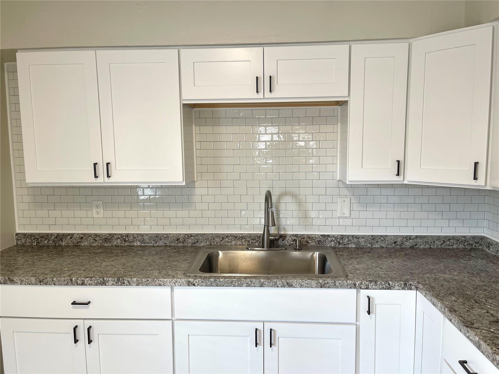 303 61ST AVE E #A, BRADENTON, FL, 34203