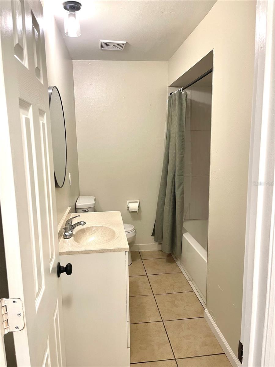 303 61ST AVE E #A, BRADENTON, FL, 34203