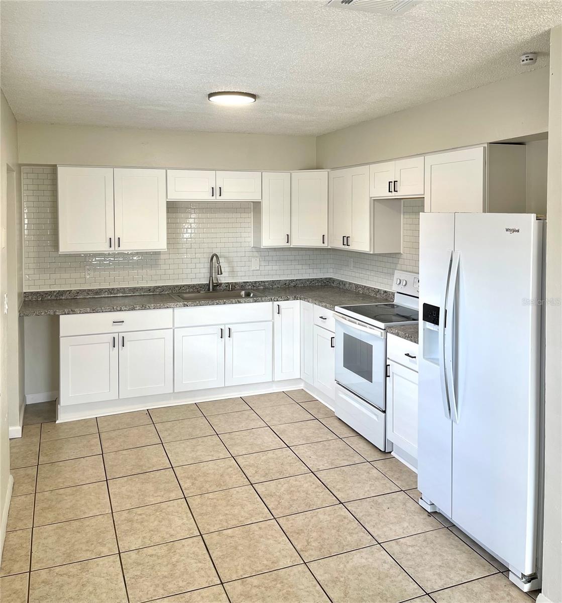 303 61ST AVE E #A, BRADENTON, FL, 34203