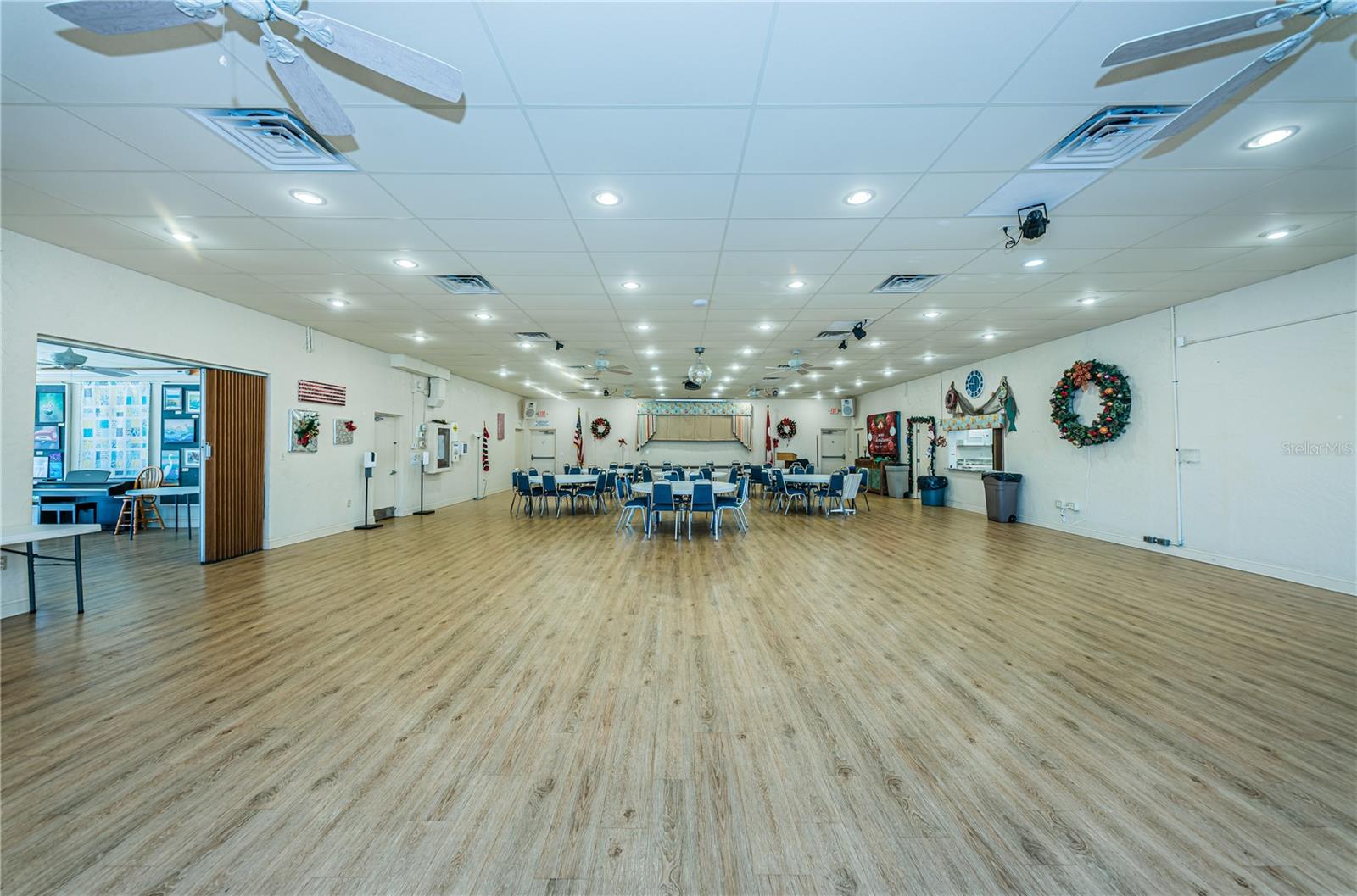 18675 US HIGHWAY 19 N #421, CLEARWATER, FL, 33764