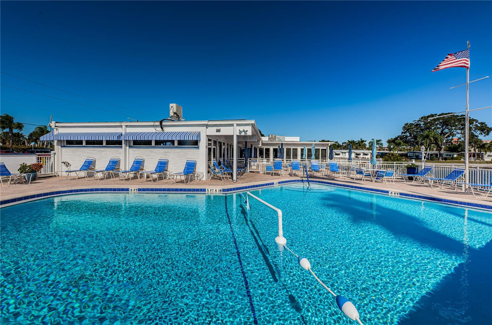 18675 US HIGHWAY 19 N #421, CLEARWATER, FL, 33764