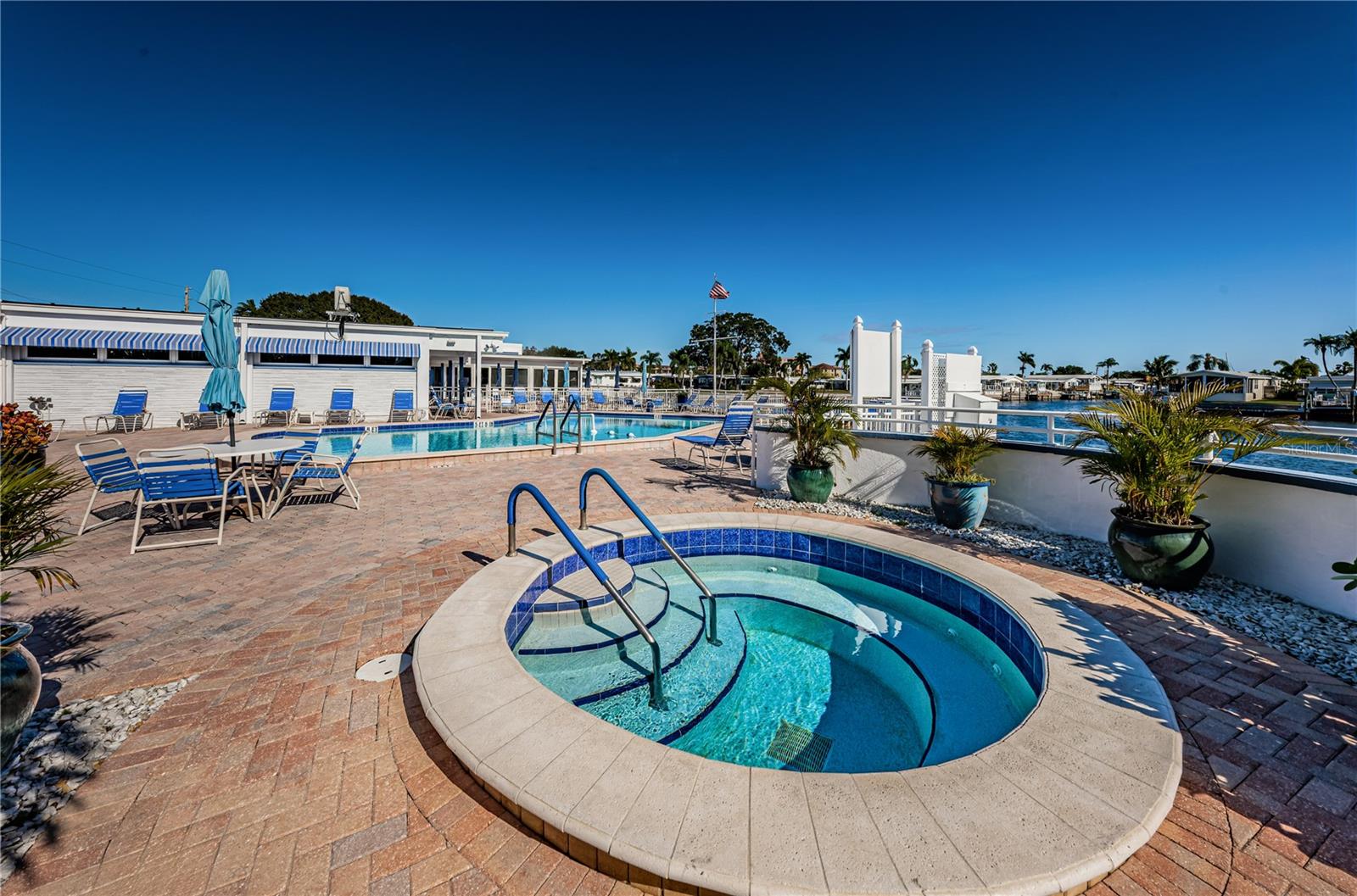 18675 US HIGHWAY 19 N #421, CLEARWATER, FL, 33764