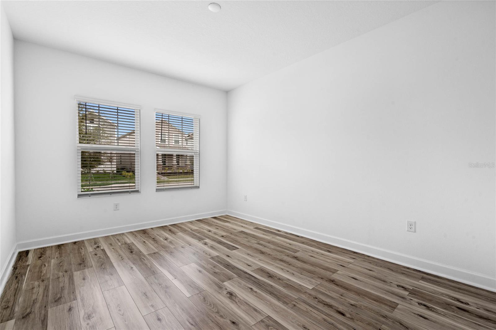9818 INTRODUCTION WAY, ORLANDO, FL, 32832