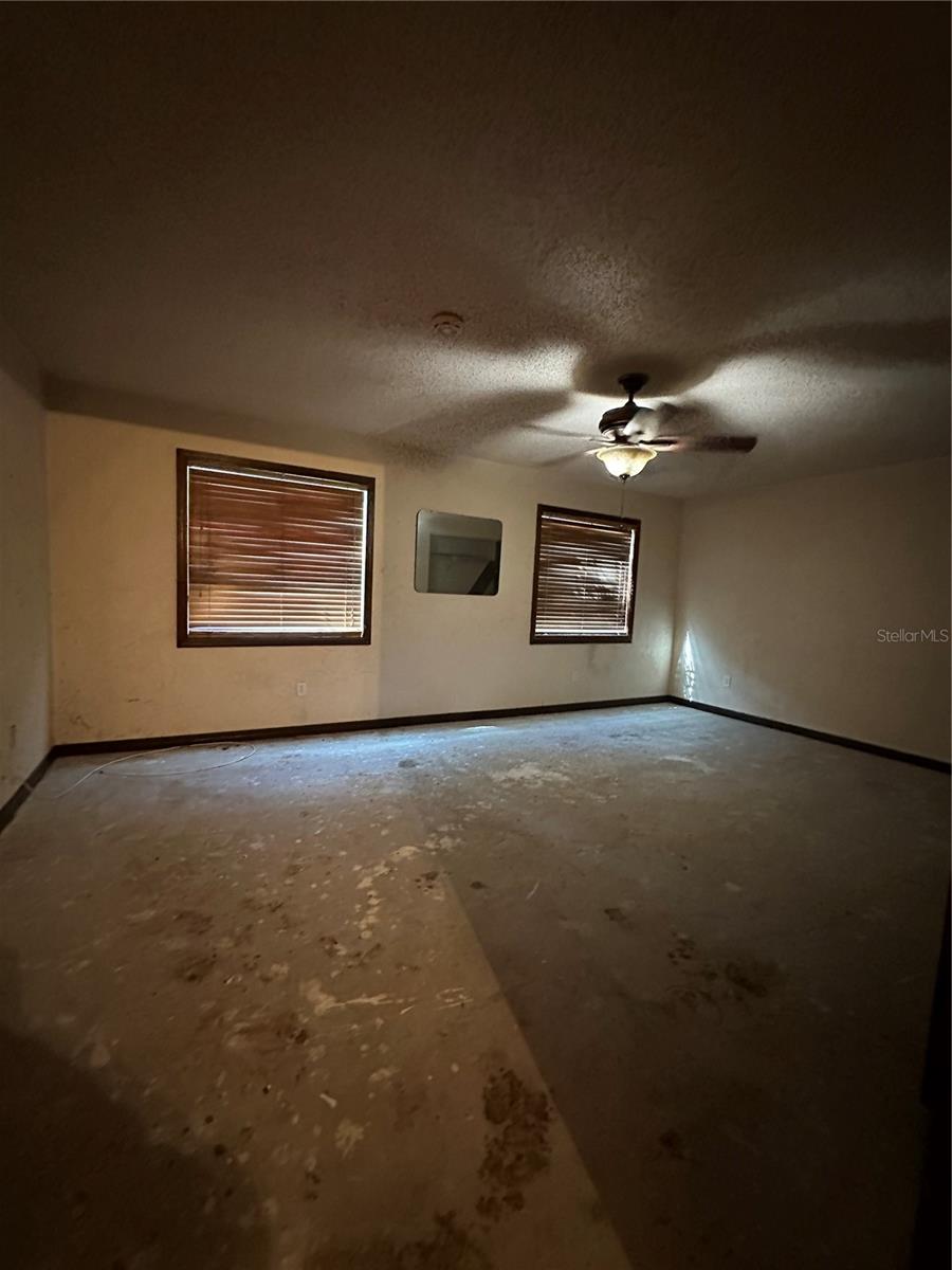 131 LAKE CHARLES RD #23, DELAND, FL, 32724