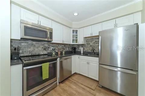 8710 MIDNIGHT PASS RD #205, SARASOTA, FL, 34242