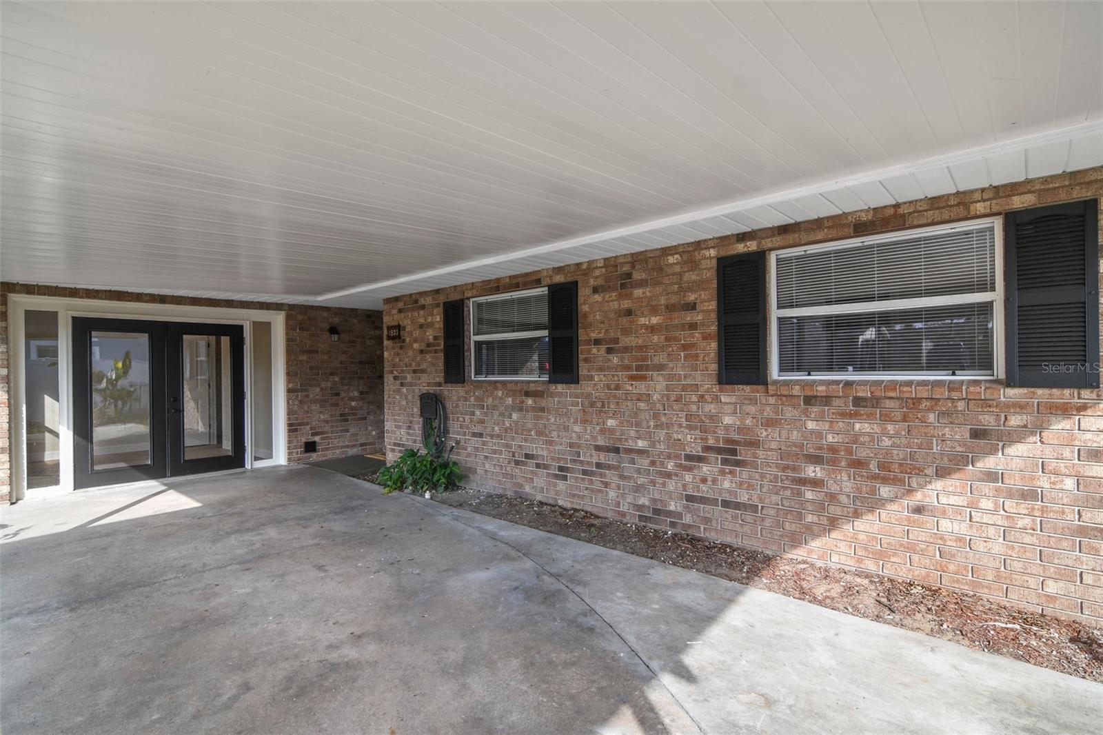 1933 CORNELIA DR, EUSTIS, FL, 32726
