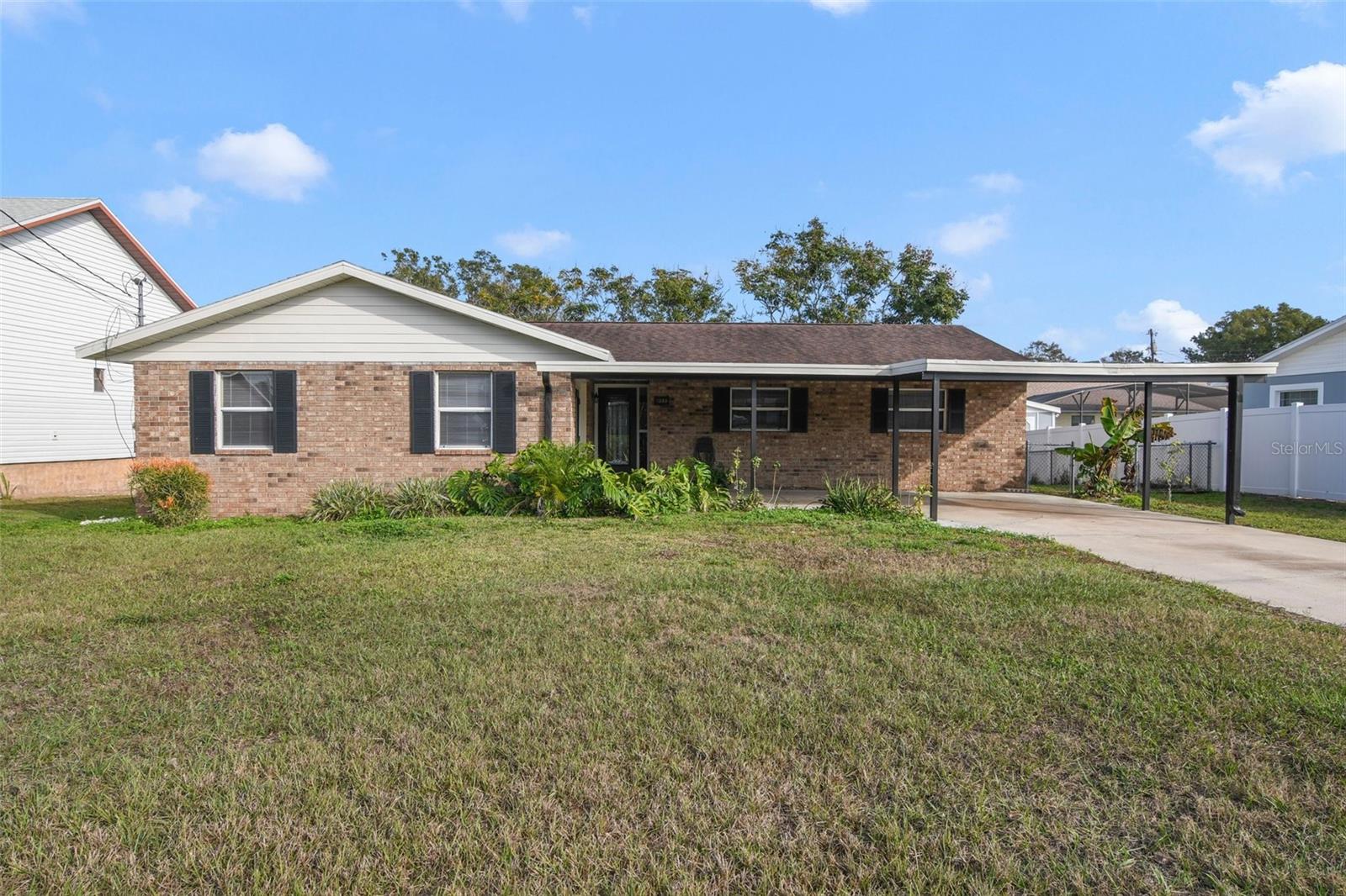 1933 CORNELIA DR, EUSTIS, FL, 32726