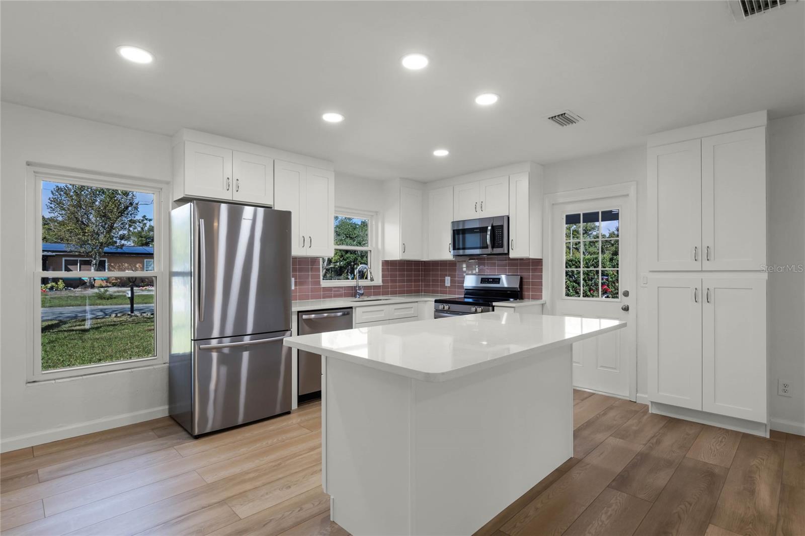 201 N EDGEMON AVE, WINTER SPRINGS, FL, 32708