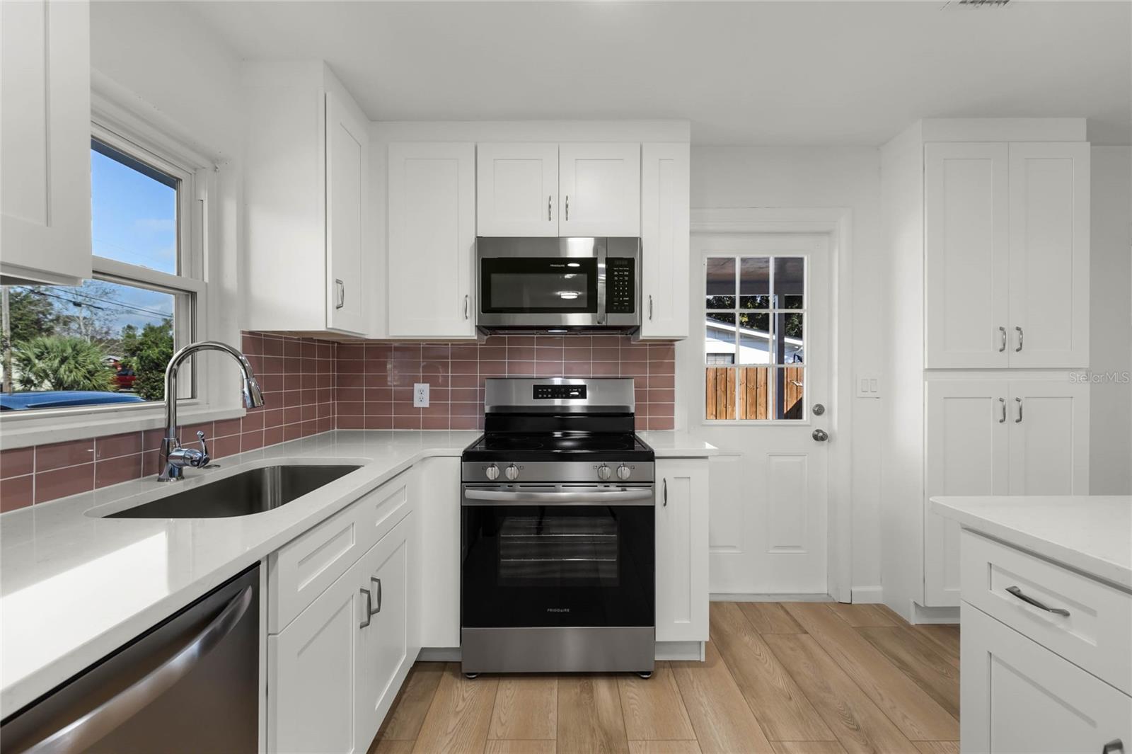 201 N EDGEMON AVE, WINTER SPRINGS, FL, 32708