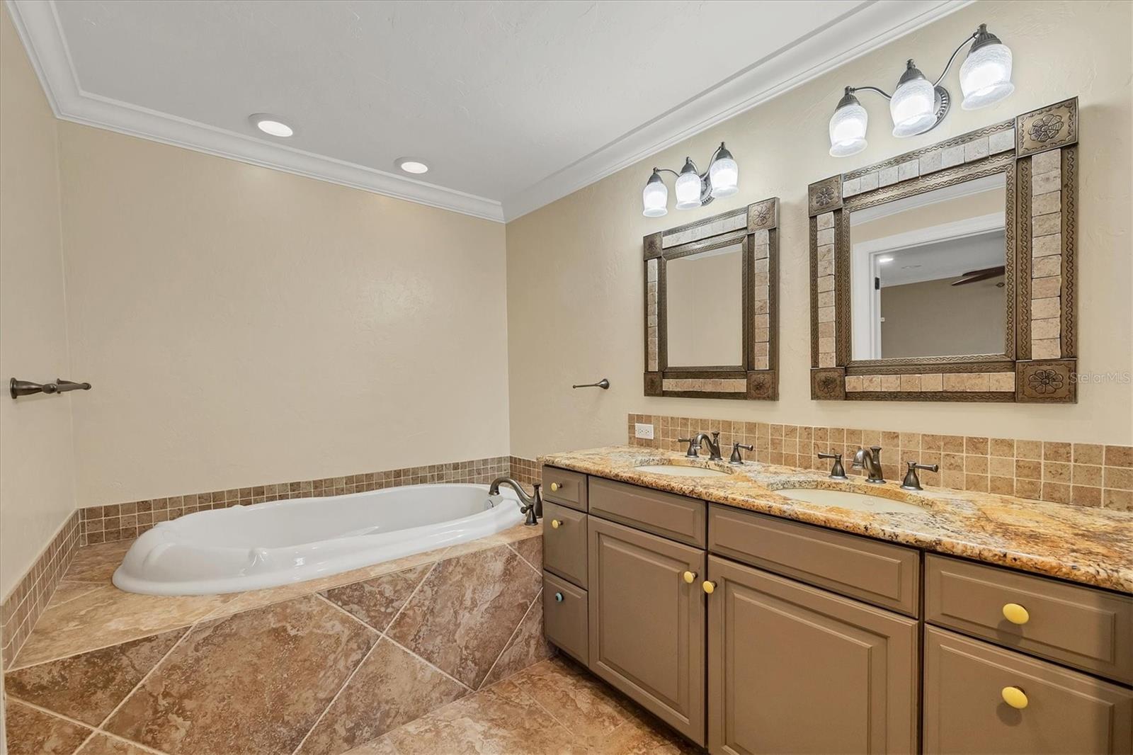 2961 HOMASASSA RD, SARASOTA, FL, 34239