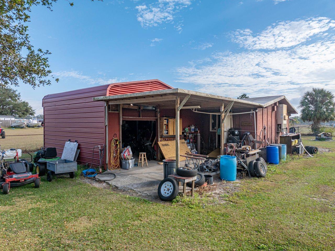 11404 LITHIA PINECREST RD, LITHIA, FL, 33547