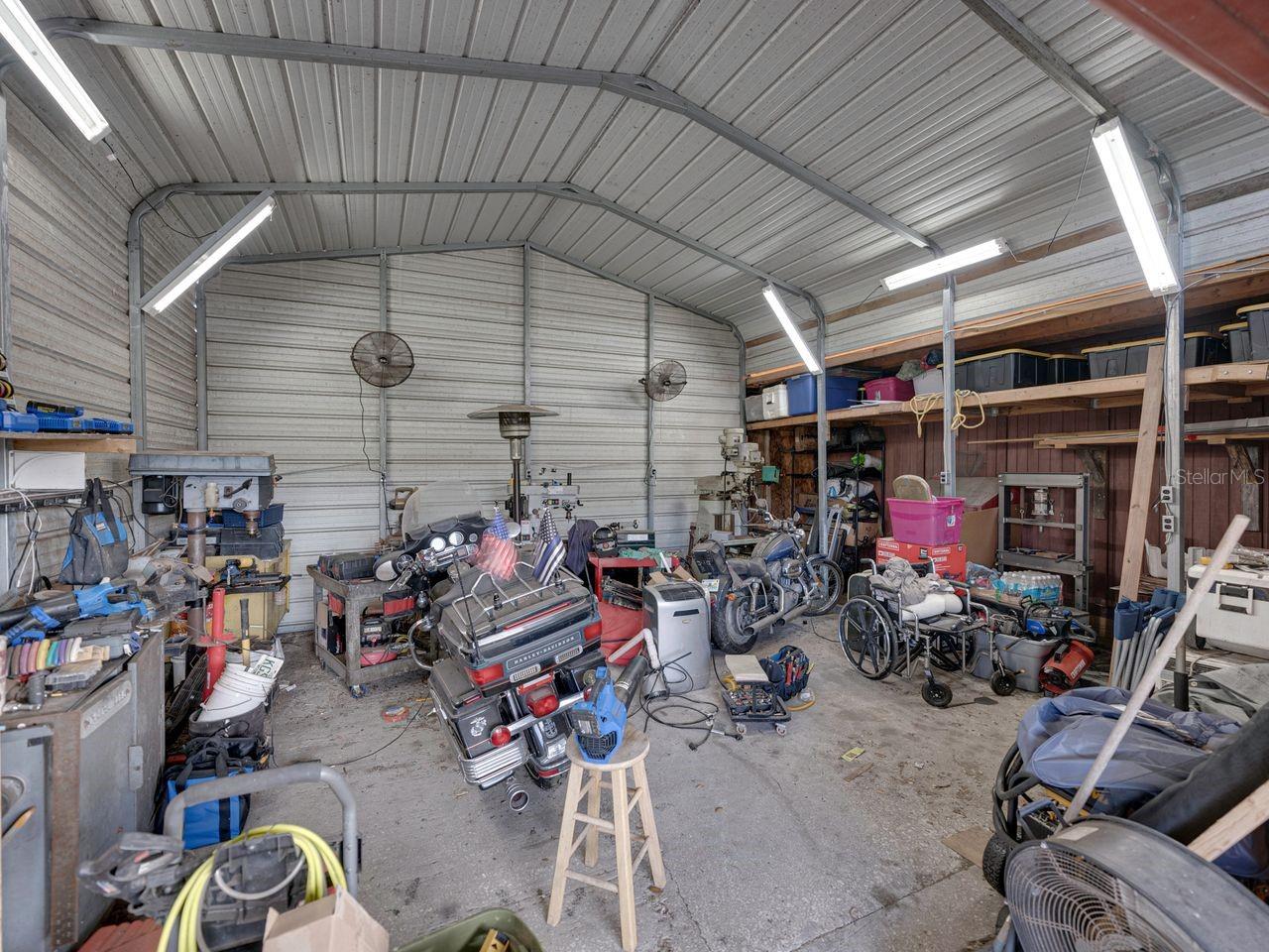 11404 LITHIA PINECREST RD, LITHIA, FL, 33547