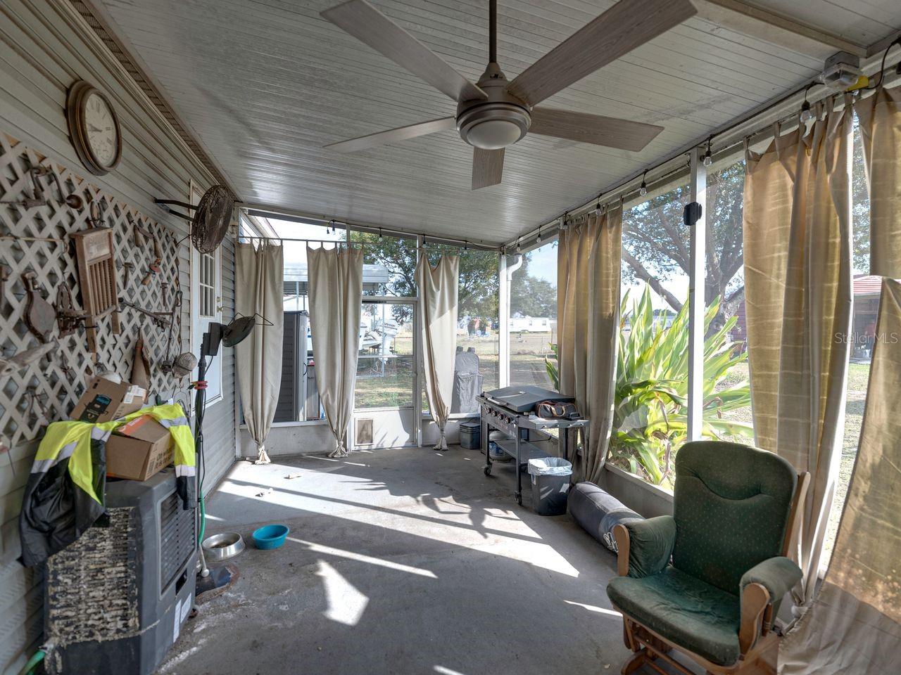 11404 LITHIA PINECREST RD, LITHIA, FL, 33547