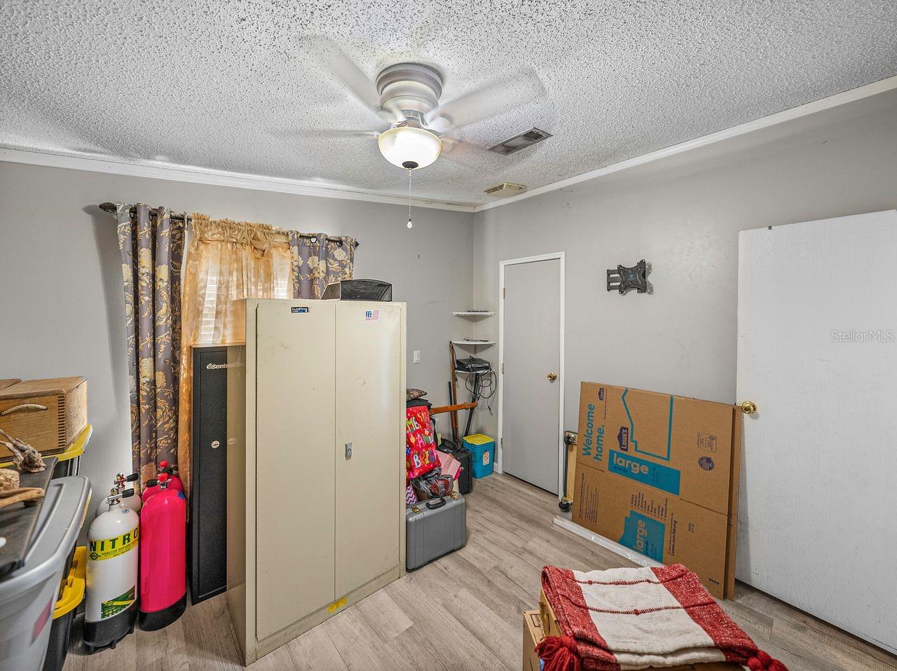11404 LITHIA PINECREST RD, LITHIA, FL, 33547