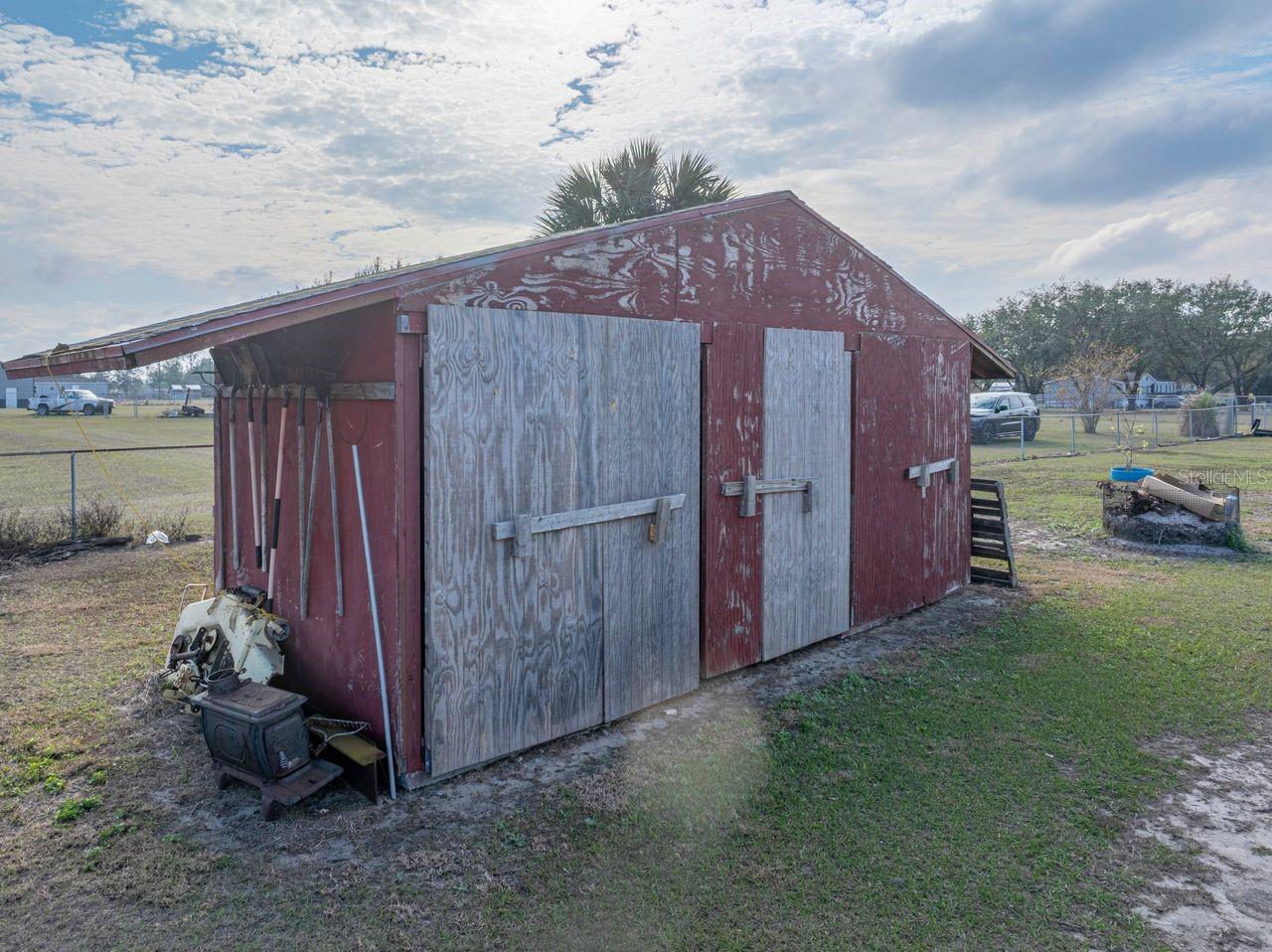 11404 LITHIA PINECREST RD, LITHIA, FL, 33547