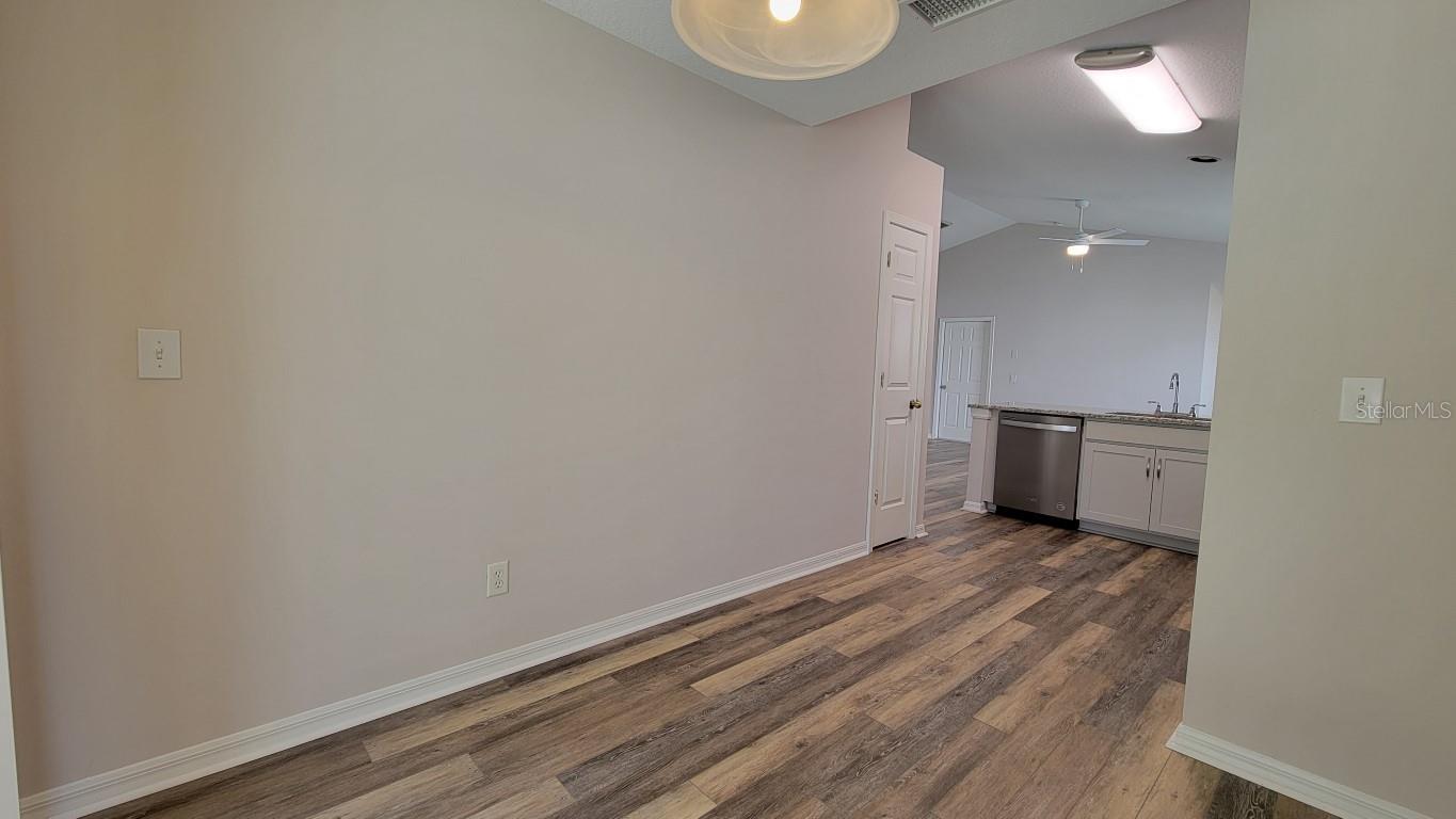 7423 OXFORD GARDEN CIR, APOLLO BEACH, FL, 33572