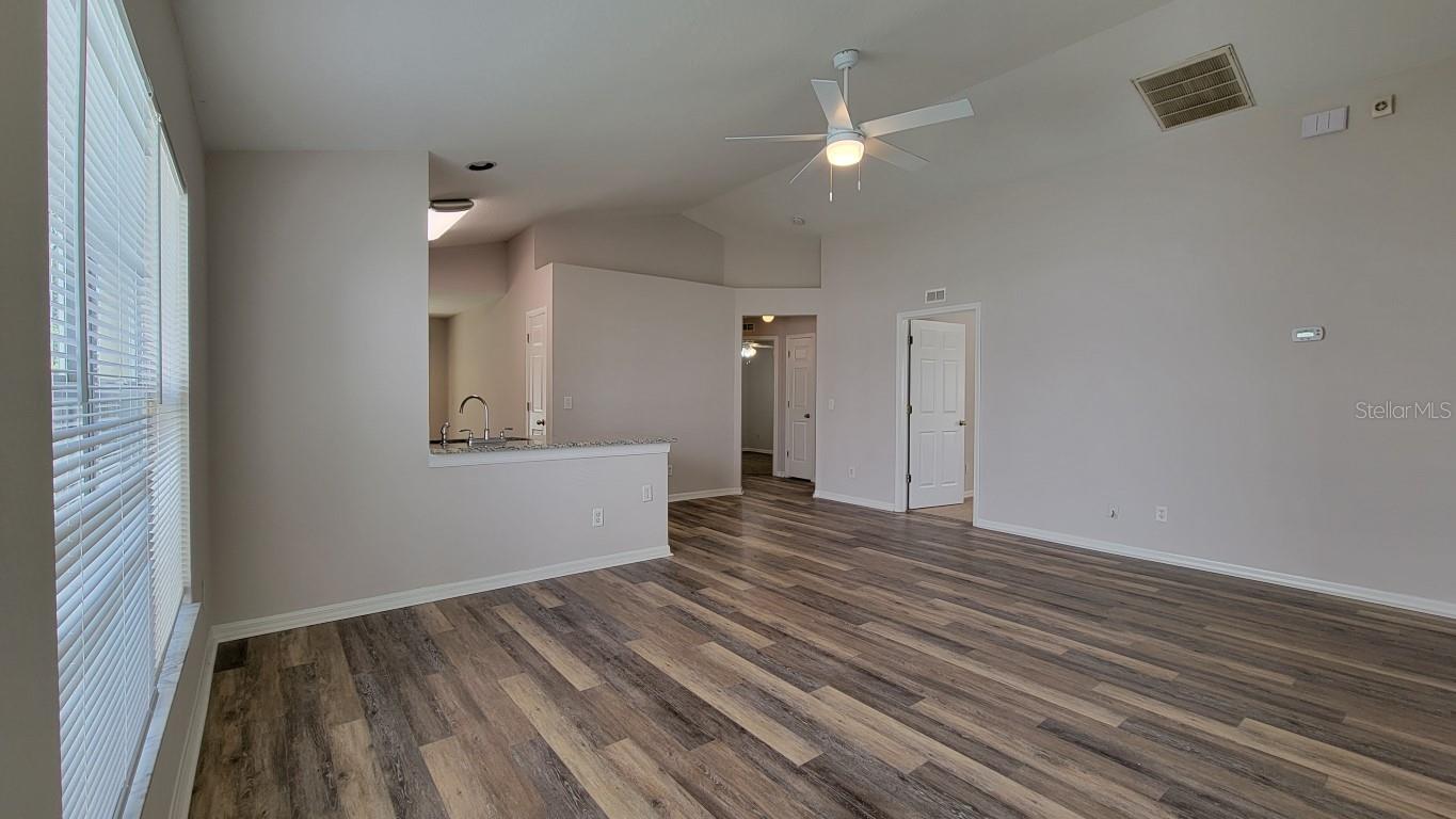 7423 OXFORD GARDEN CIR, APOLLO BEACH, FL, 33572