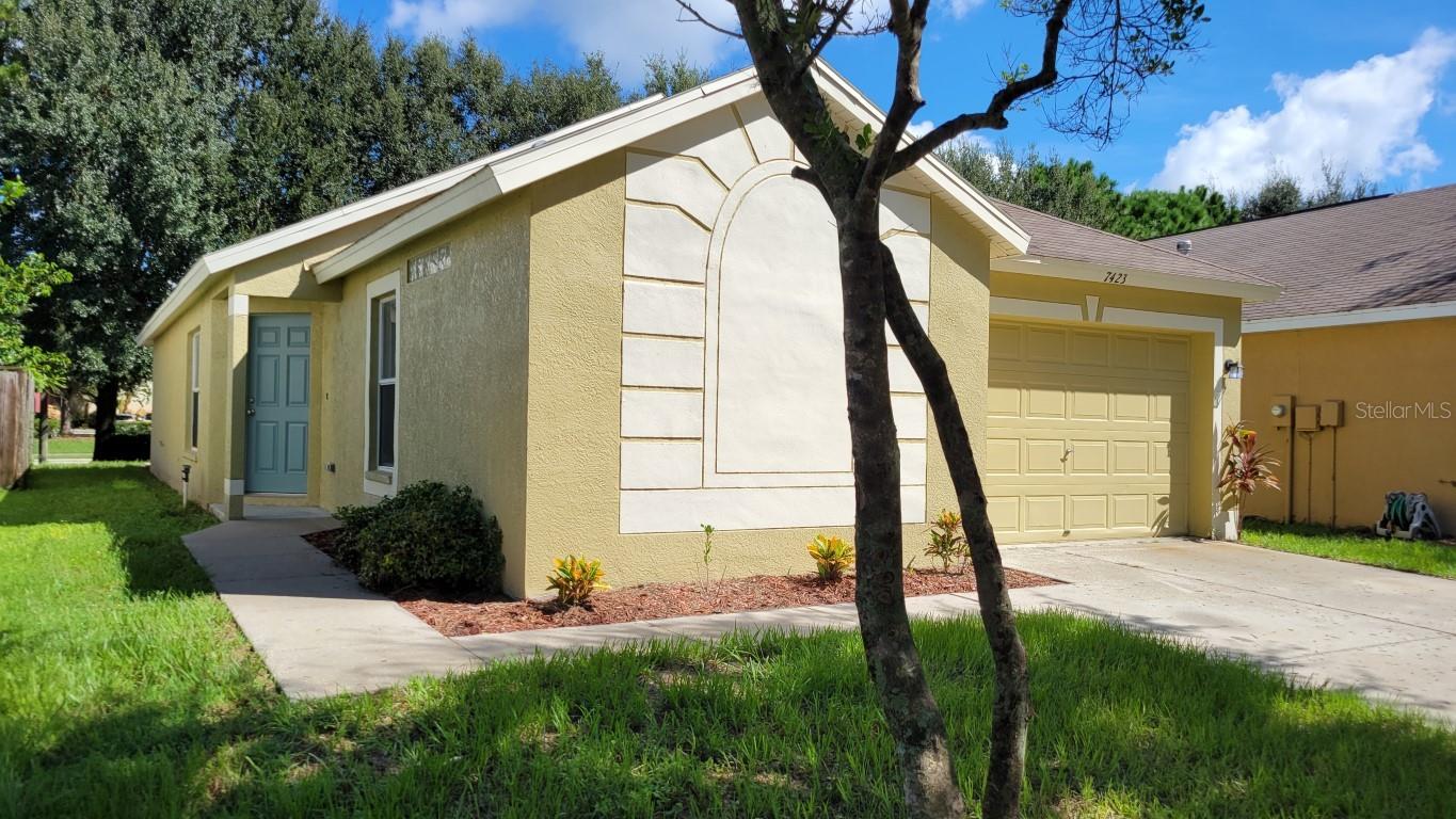 7423 OXFORD GARDEN CIR, APOLLO BEACH, FL, 33572