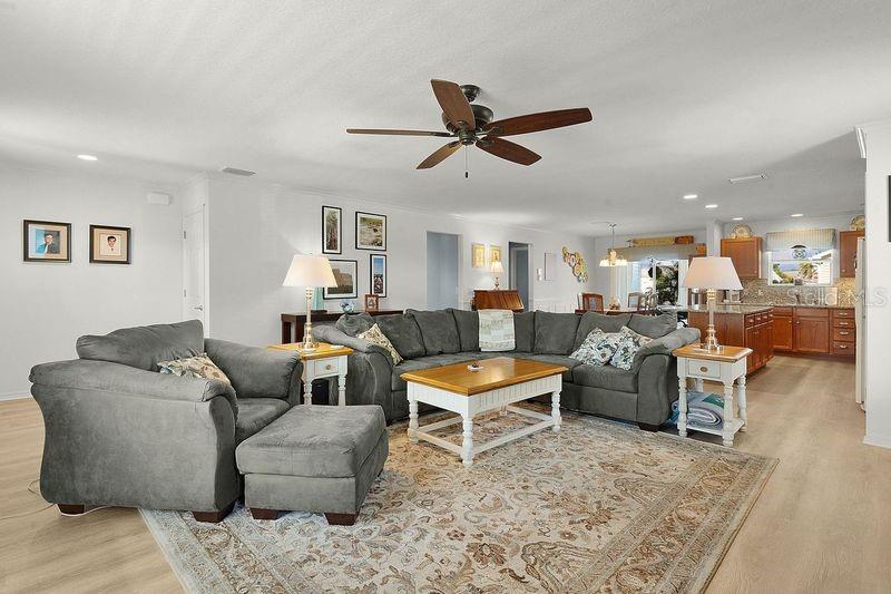 3447 RIDGEWOOD PATH, THE VILLAGES, FL, 32163