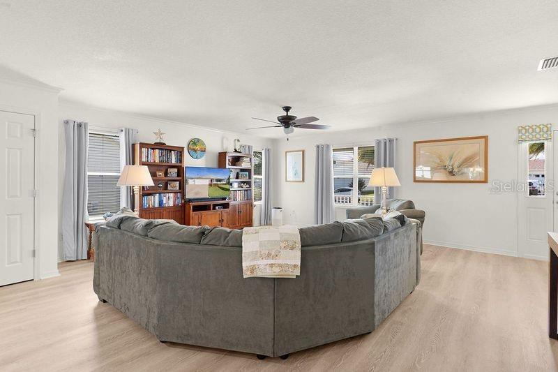 3447 RIDGEWOOD PATH, THE VILLAGES, FL, 32163