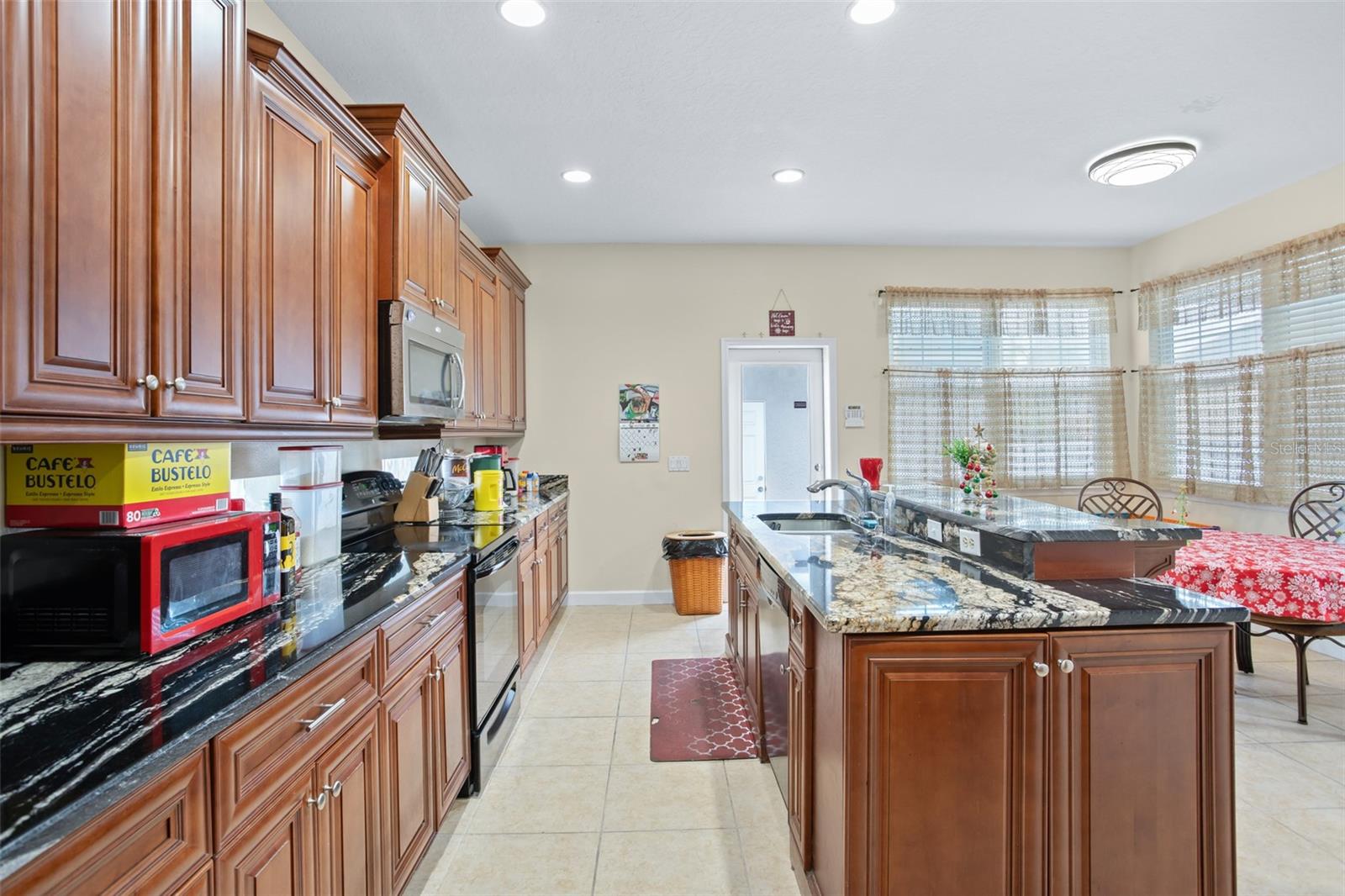 3809 SUN DEW DR, ORLANDO, FL, 32828