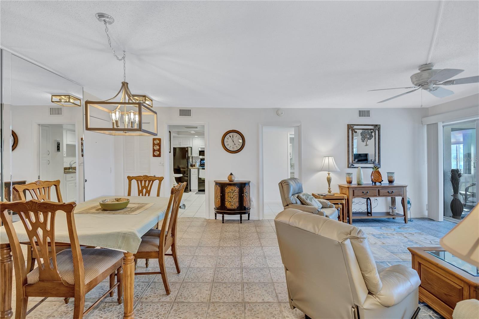 19029 US HIGHWAY 19 N #9-301, CLEARWATER, FL, 33764