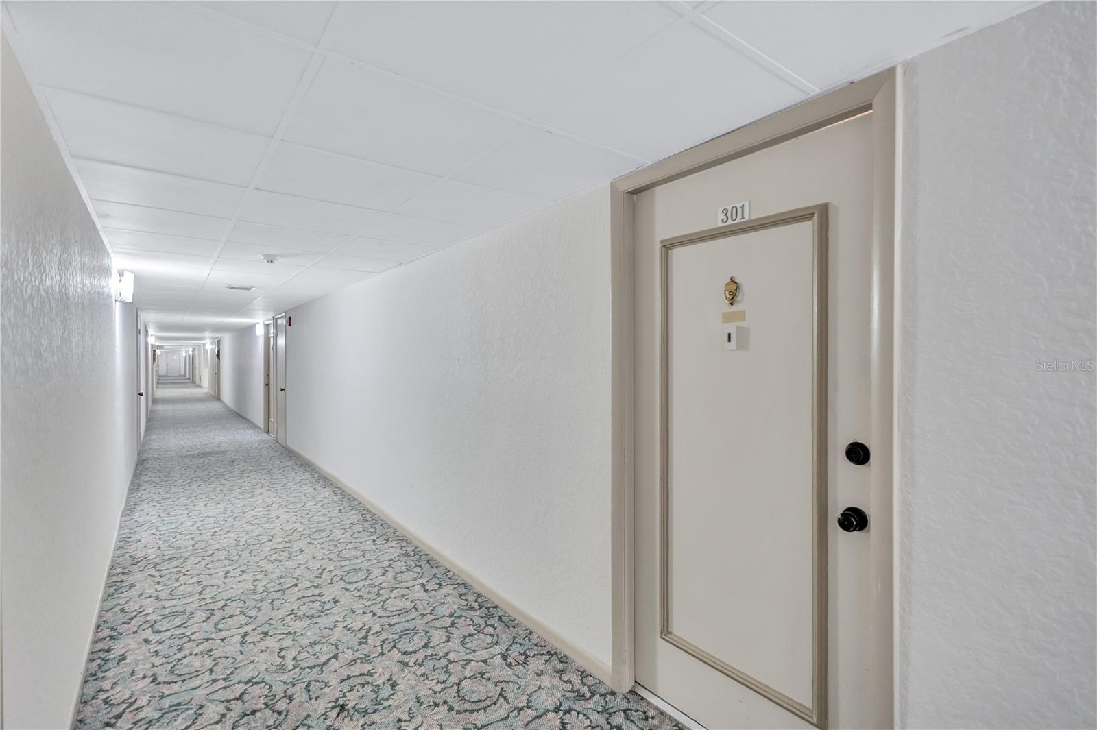 19029 US HIGHWAY 19 N #9-301, CLEARWATER, FL, 33764