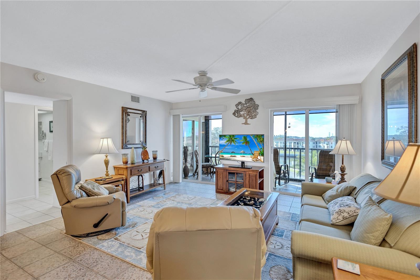19029 US HIGHWAY 19 N #9-301, CLEARWATER, FL, 33764