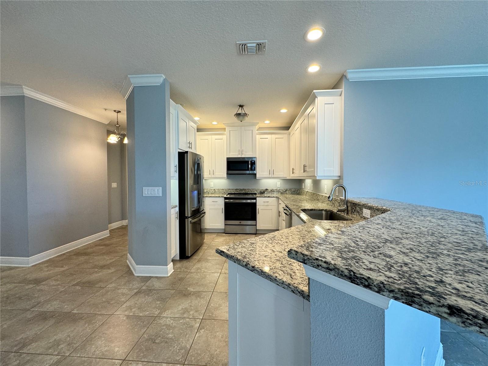 3404 79TH STREET CIR W #203, BRADENTON, FL, 34209