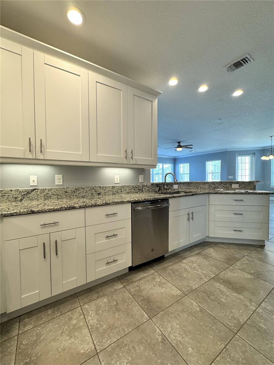 3404 79TH STREET CIR W #203, BRADENTON, FL, 34209