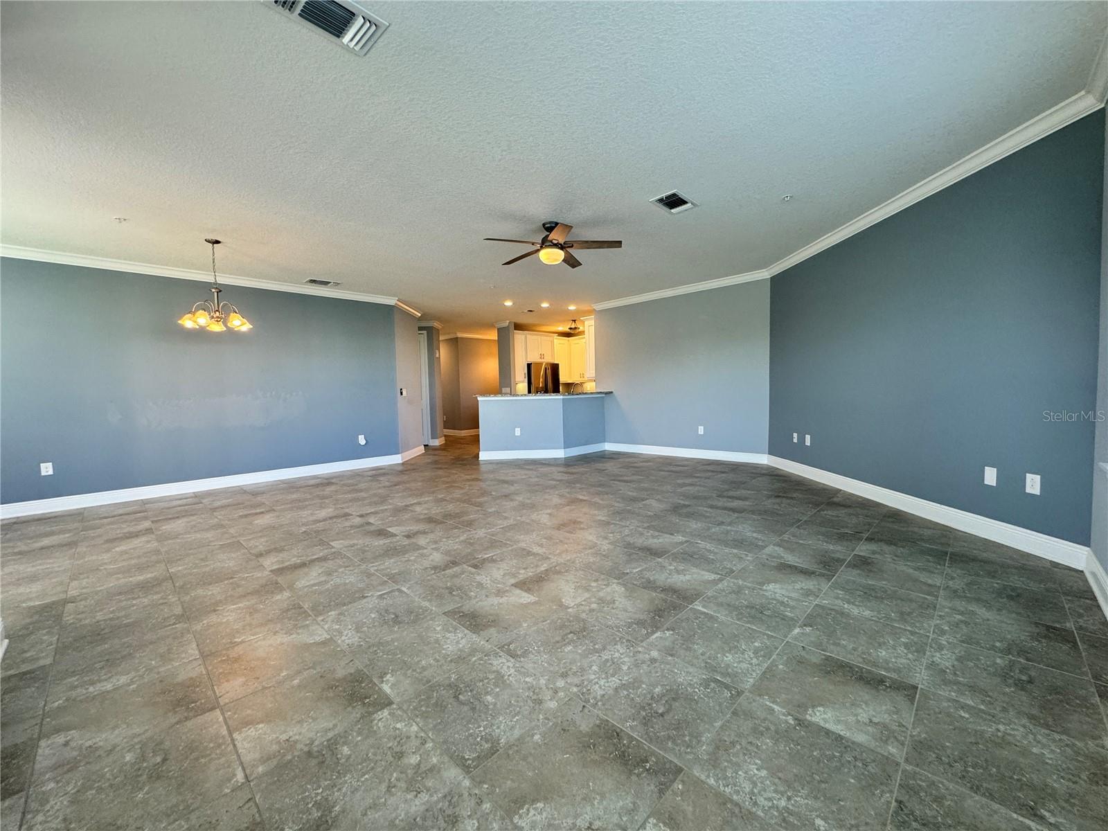3404 79TH STREET CIR W #203, BRADENTON, FL, 34209