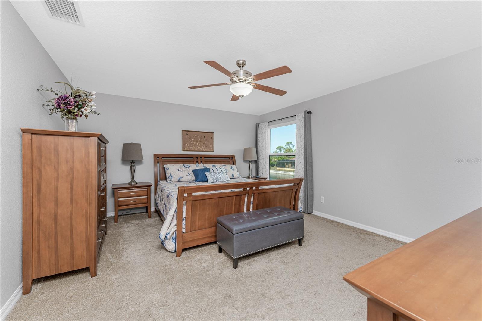 15064 HENNIPEN CIR, PORT CHARLOTTE, FL, 33981