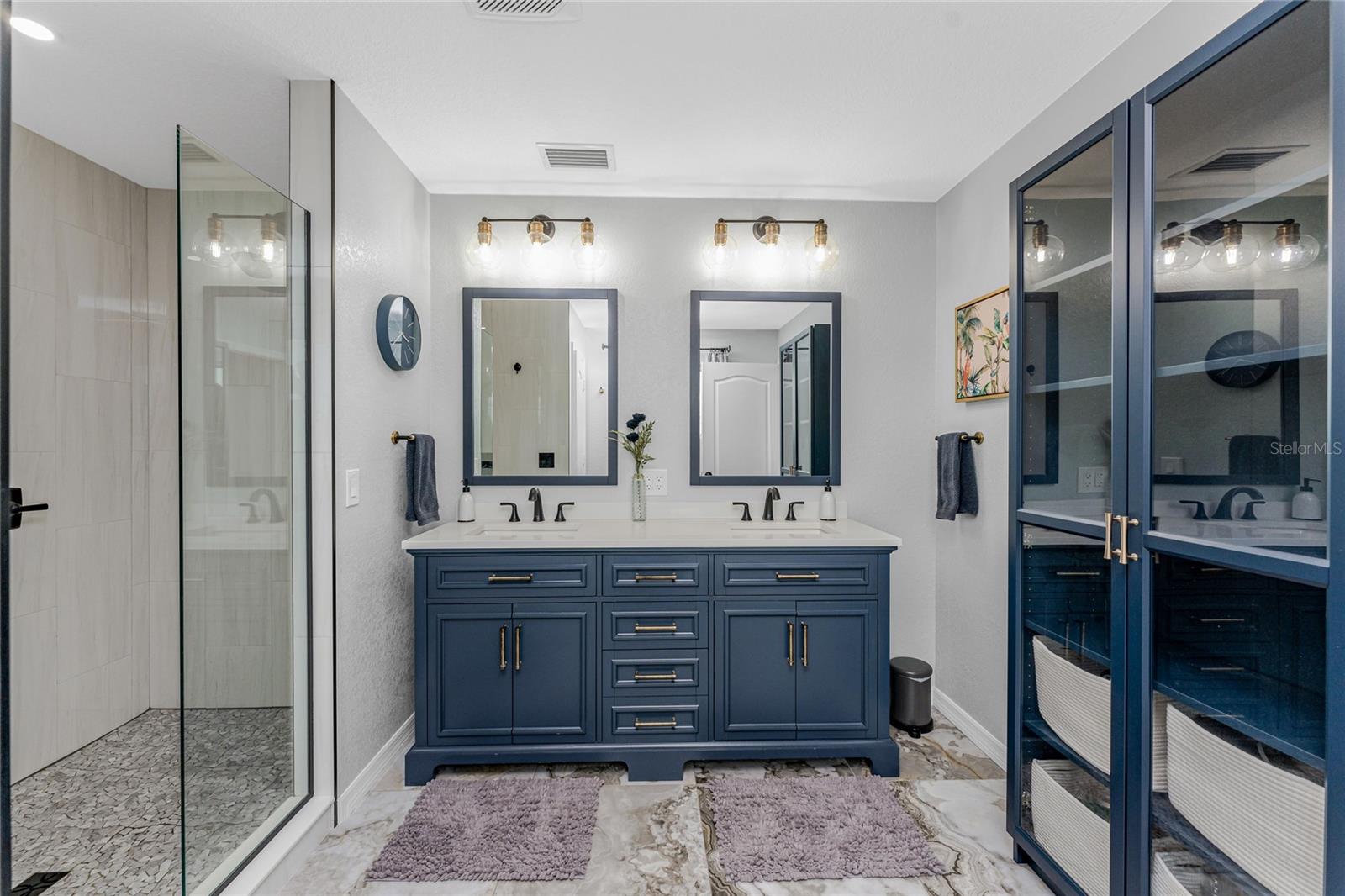 15064 HENNIPEN CIR, PORT CHARLOTTE, FL, 33981