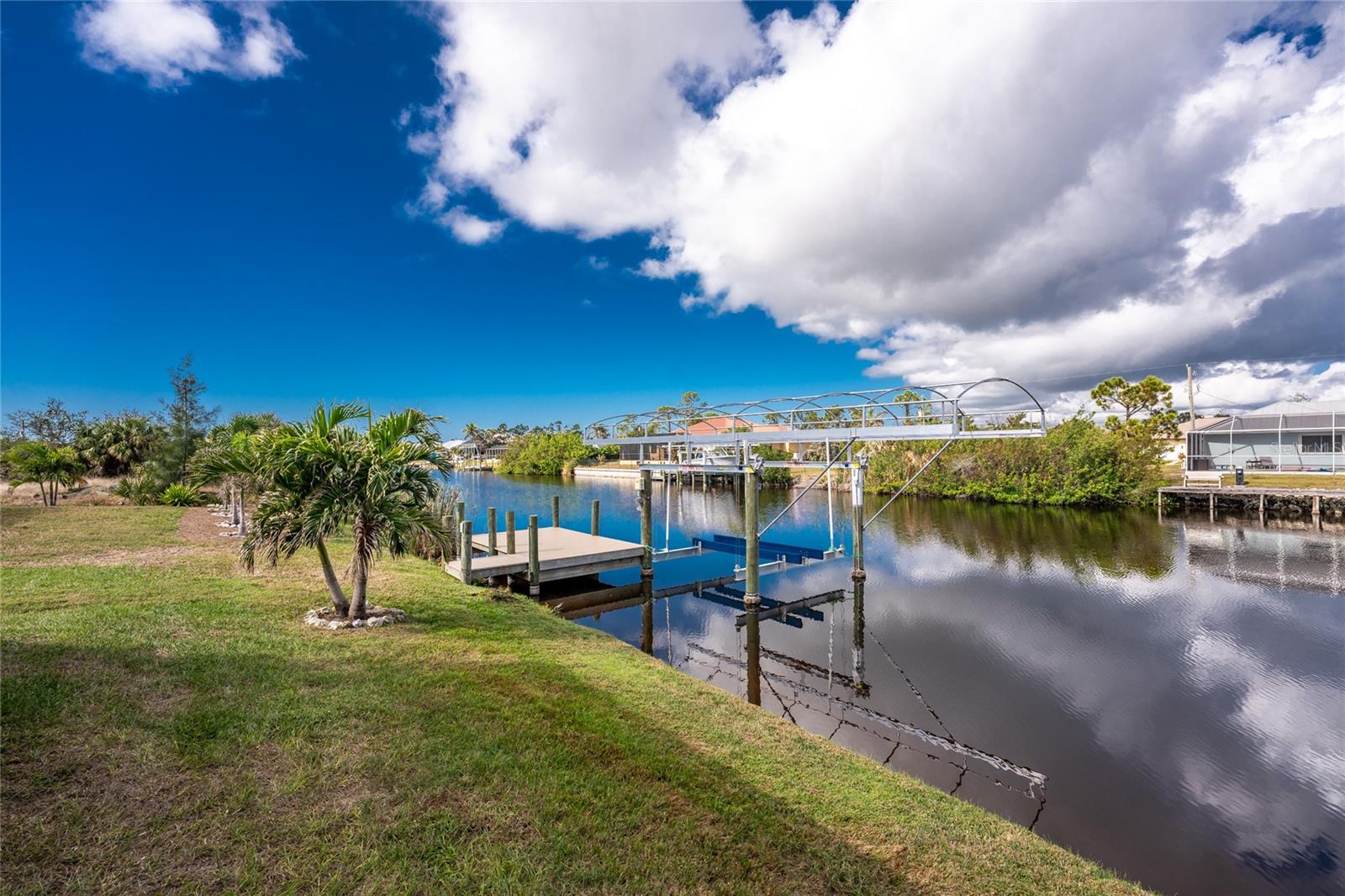 15064 HENNIPEN CIR, PORT CHARLOTTE, FL, 33981