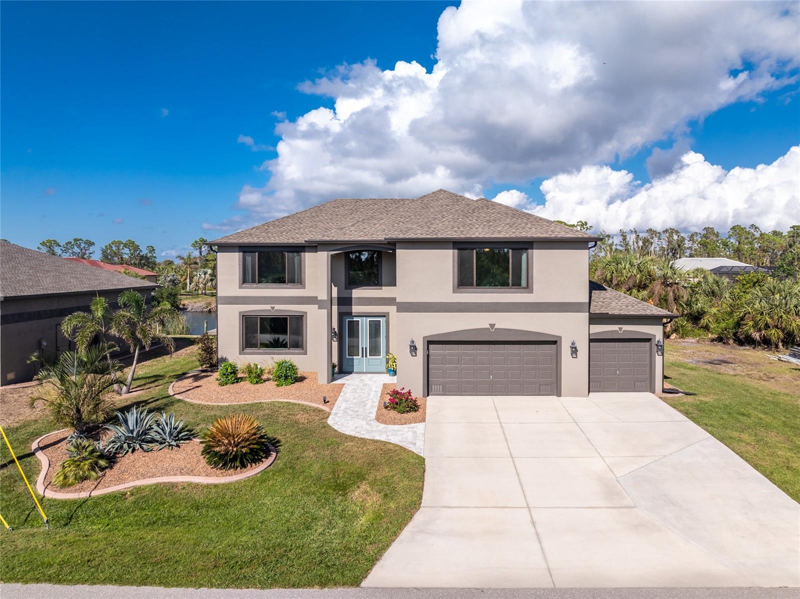 15064 HENNIPEN CIR, PORT CHARLOTTE, FL, 33981