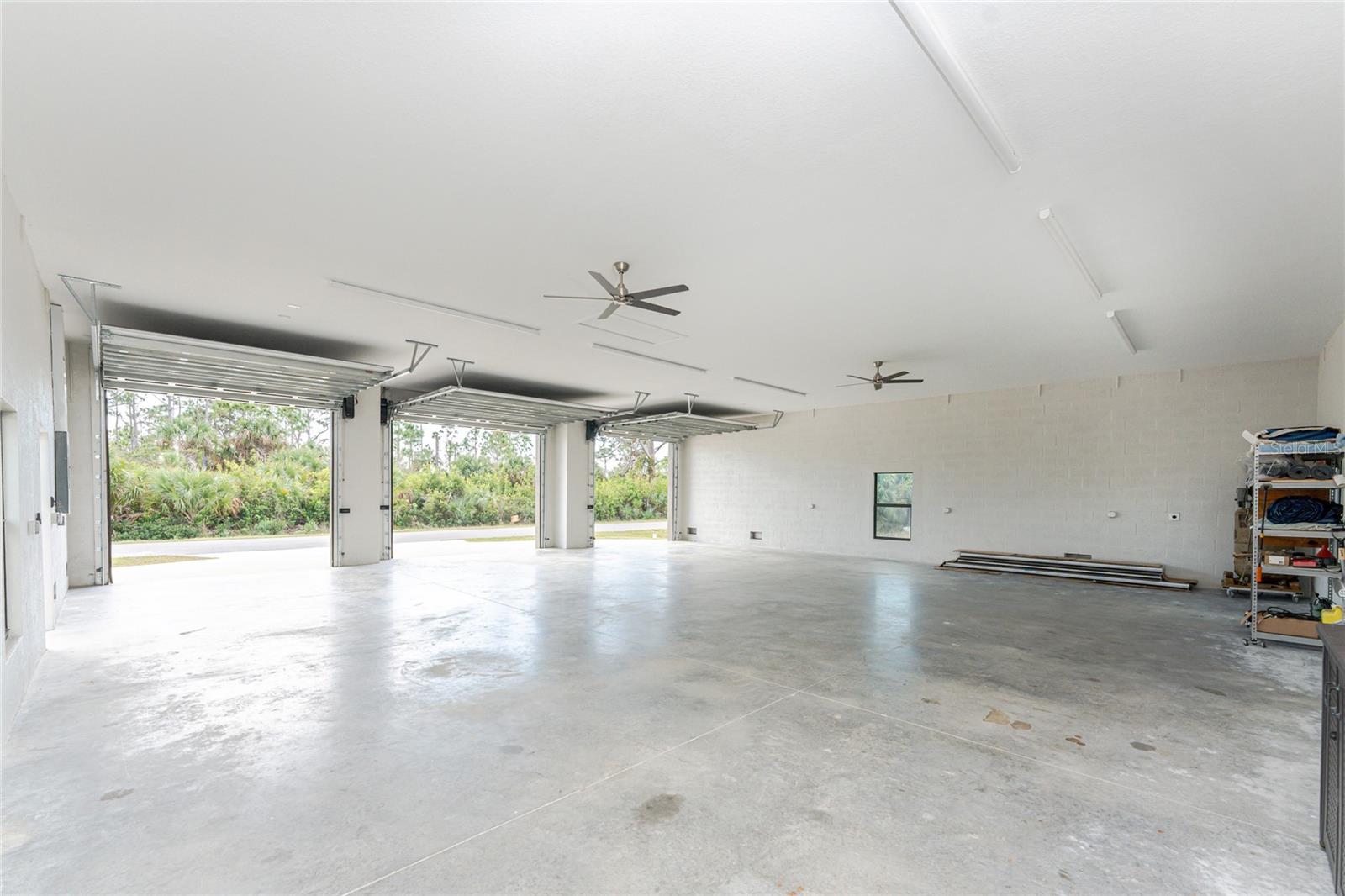 15064 HENNIPEN CIR, PORT CHARLOTTE, FL, 33981