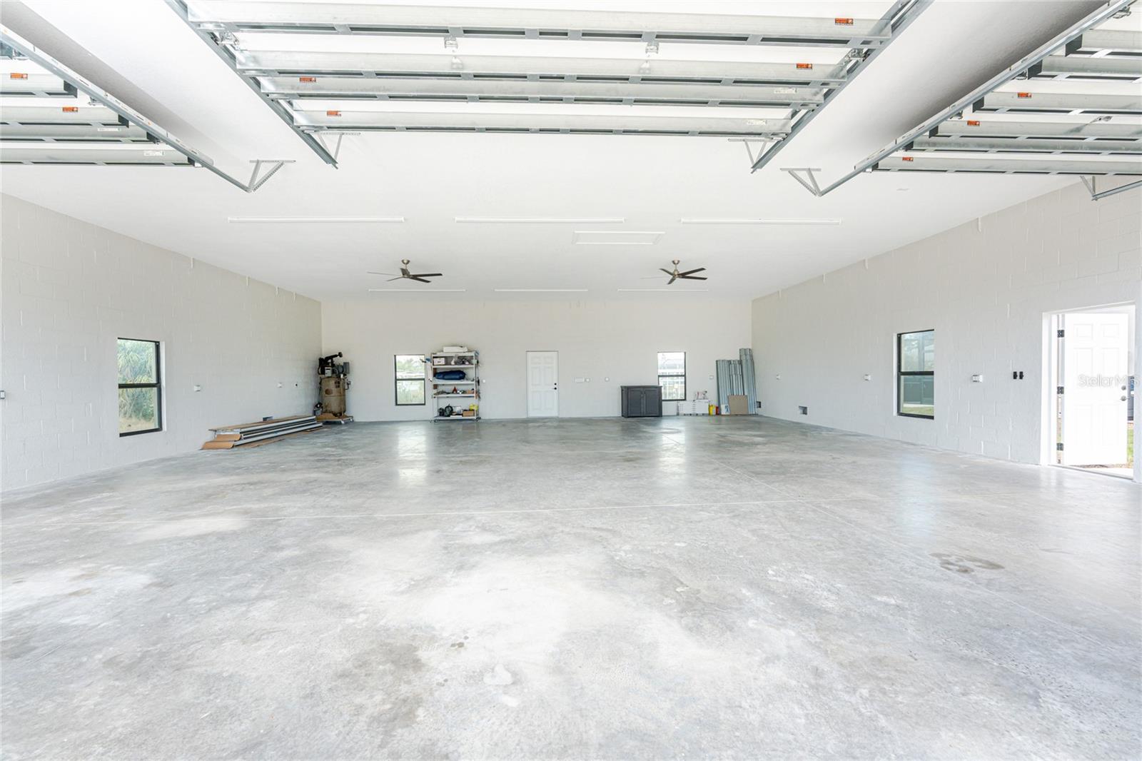 15064 HENNIPEN CIR, PORT CHARLOTTE, FL, 33981