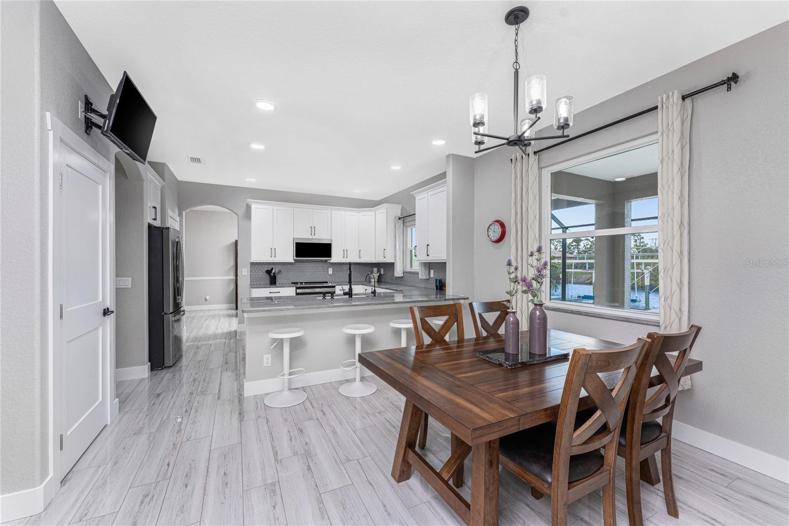 15064 HENNIPEN CIR, PORT CHARLOTTE, FL, 33981