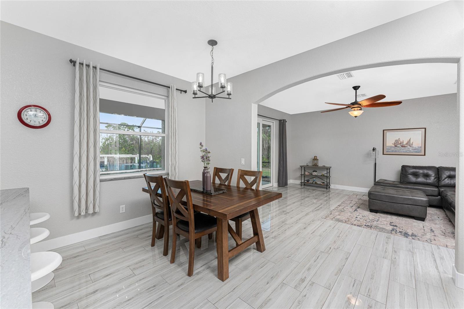 15064 HENNIPEN CIR, PORT CHARLOTTE, FL, 33981