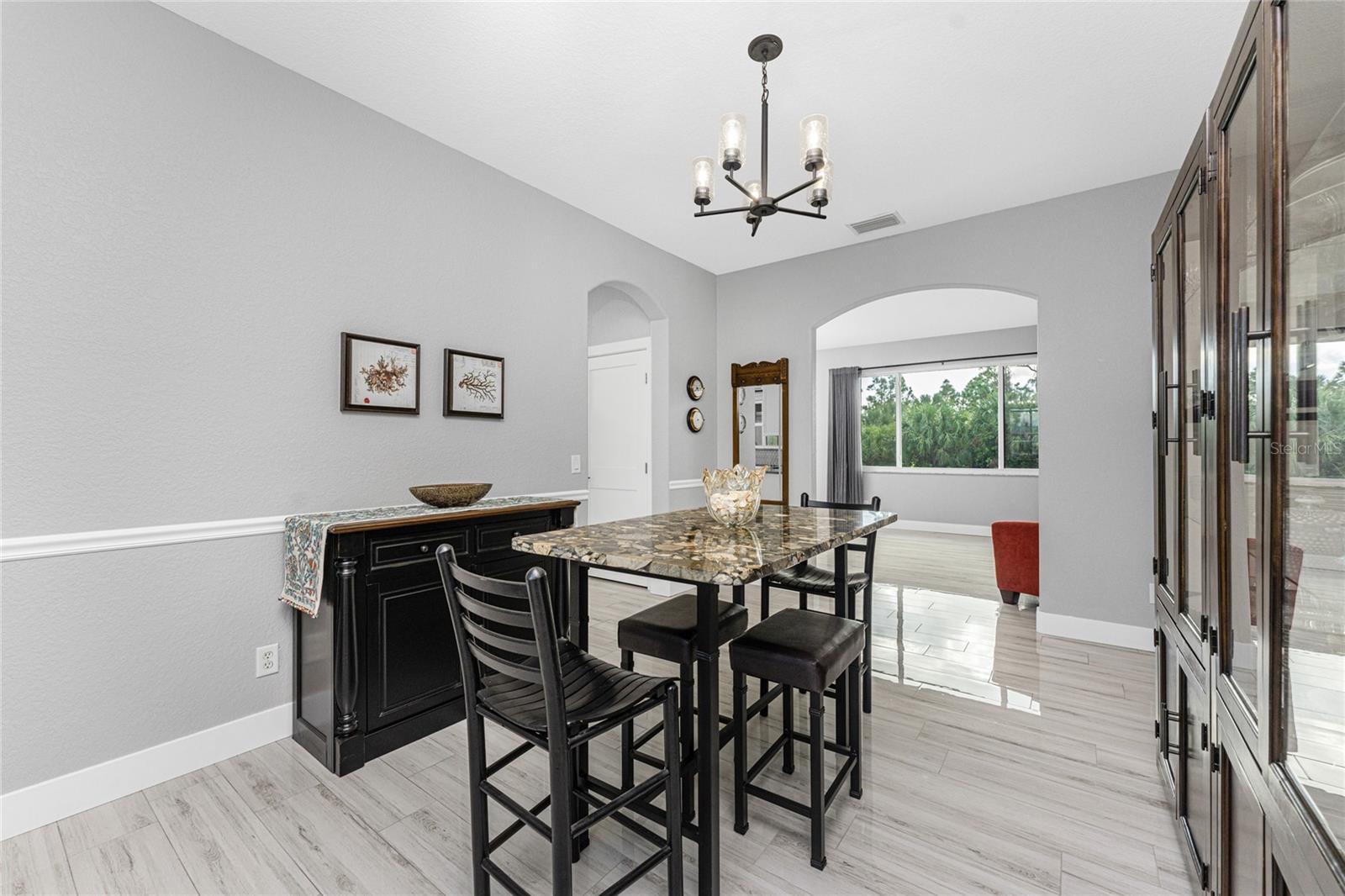15064 HENNIPEN CIR, PORT CHARLOTTE, FL, 33981